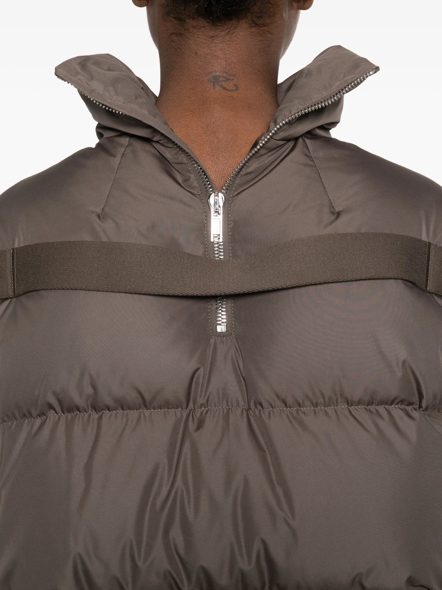 Cyclopic padded jacket