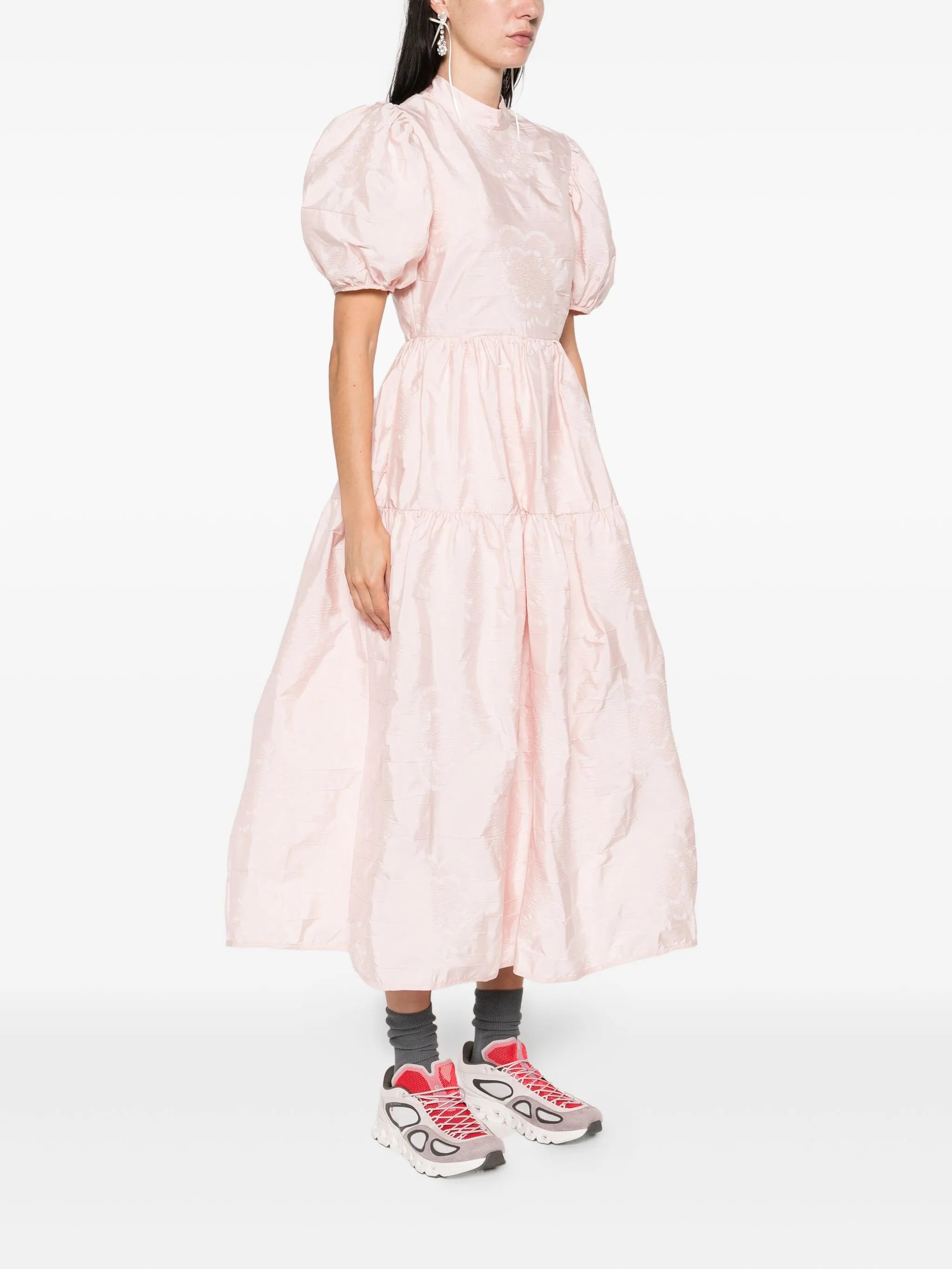 puff-sleeve tiered midi dress