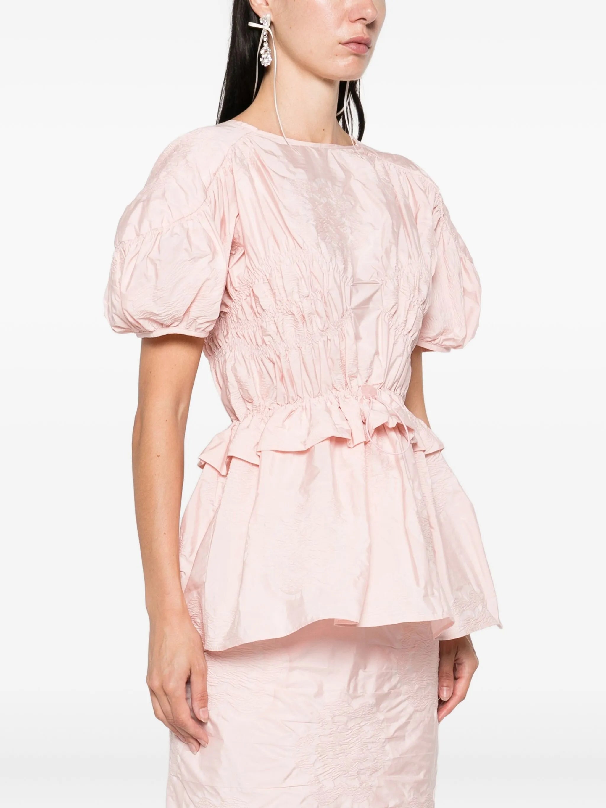 puff-sleeve ruffled top