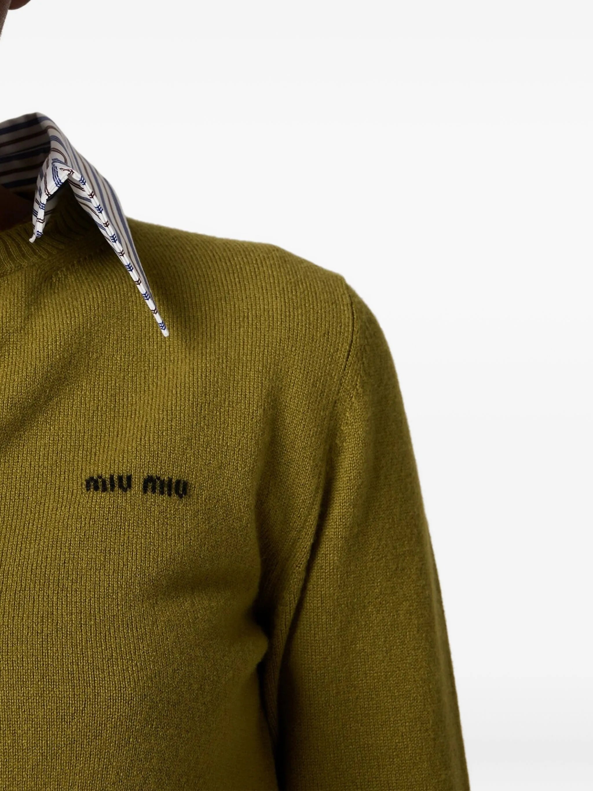 detachable-collar cashmere cardigan