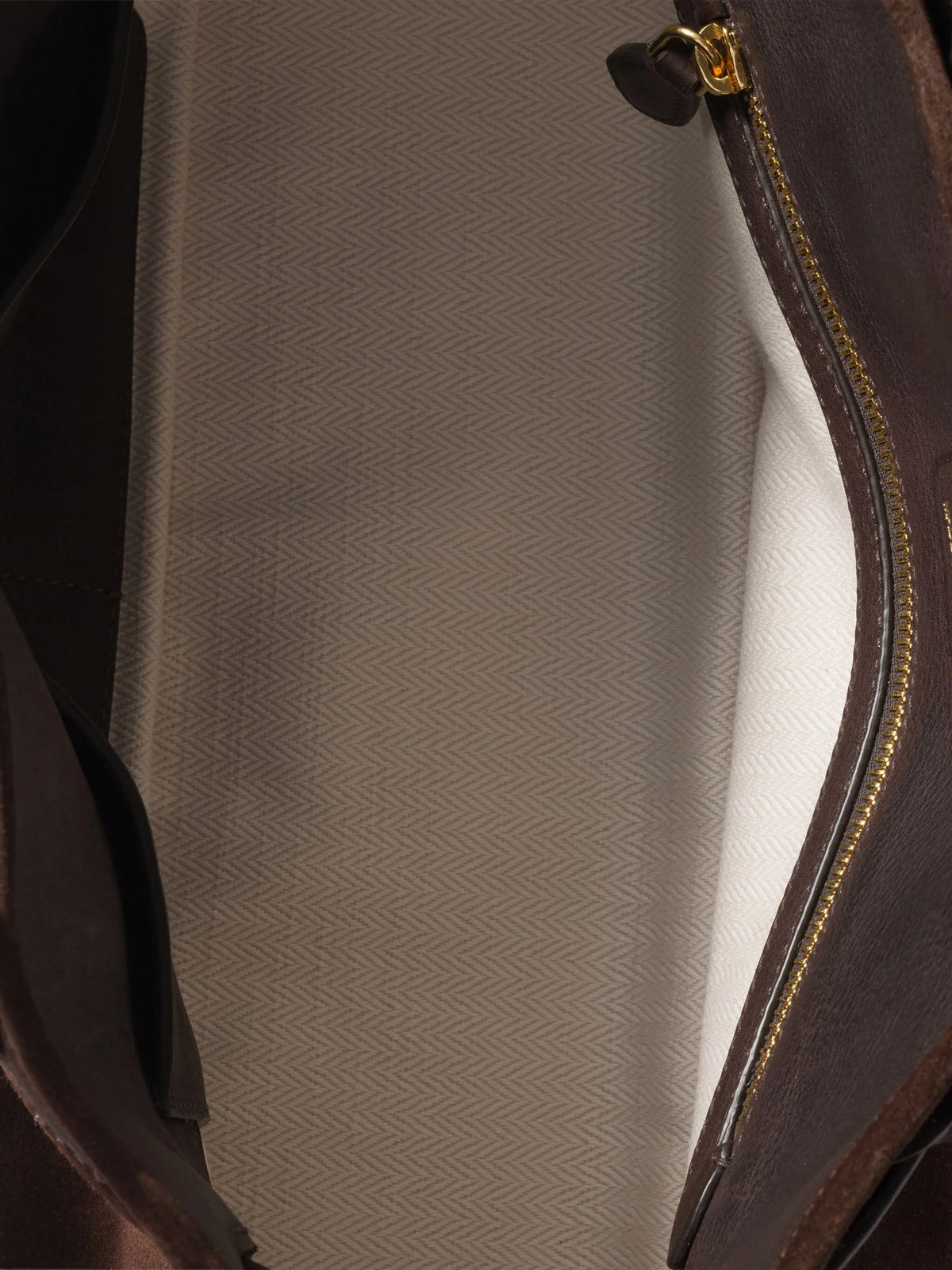 Aventure suede buckle-fastening tote bag