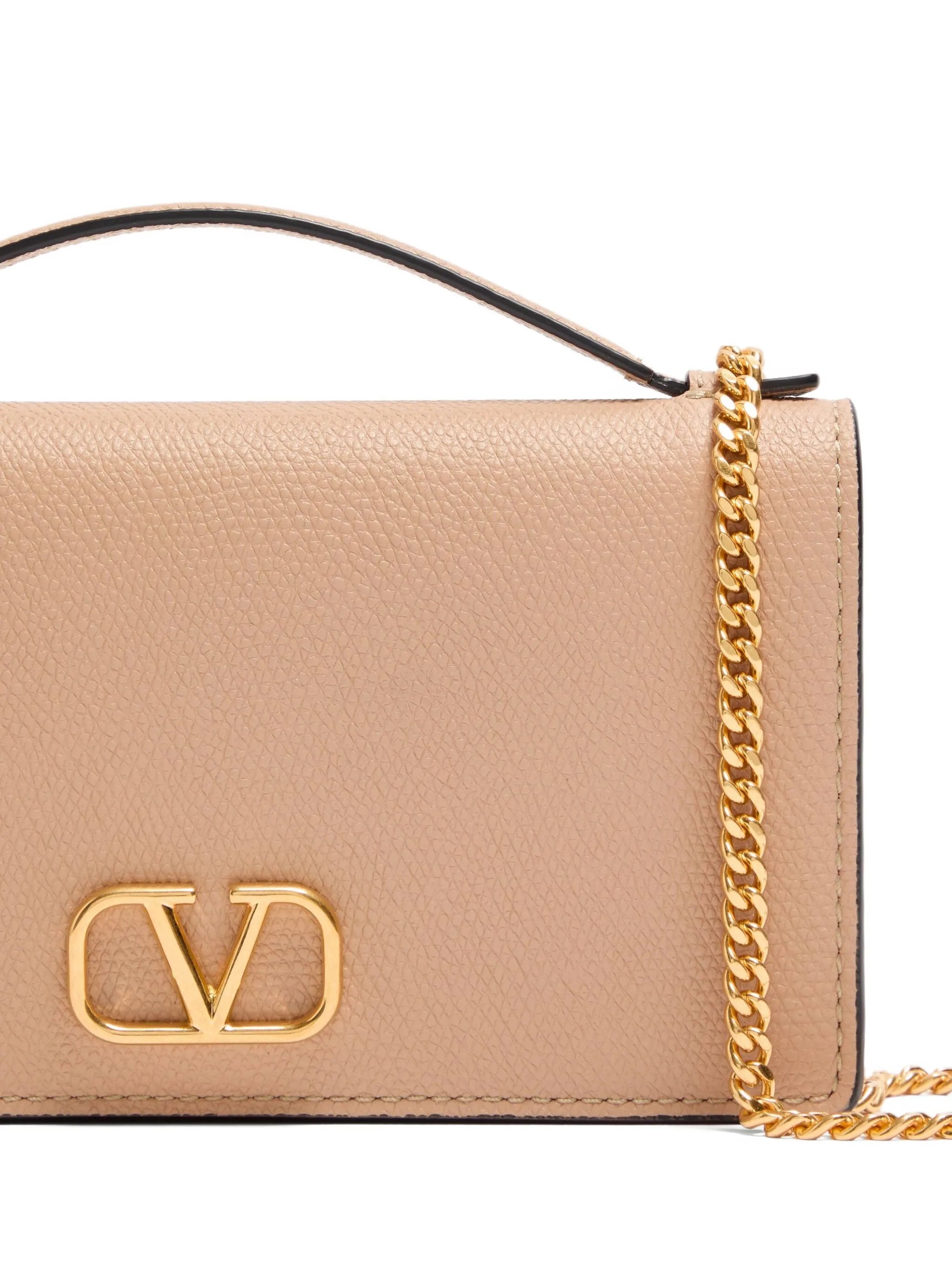 V-logo chain wallet