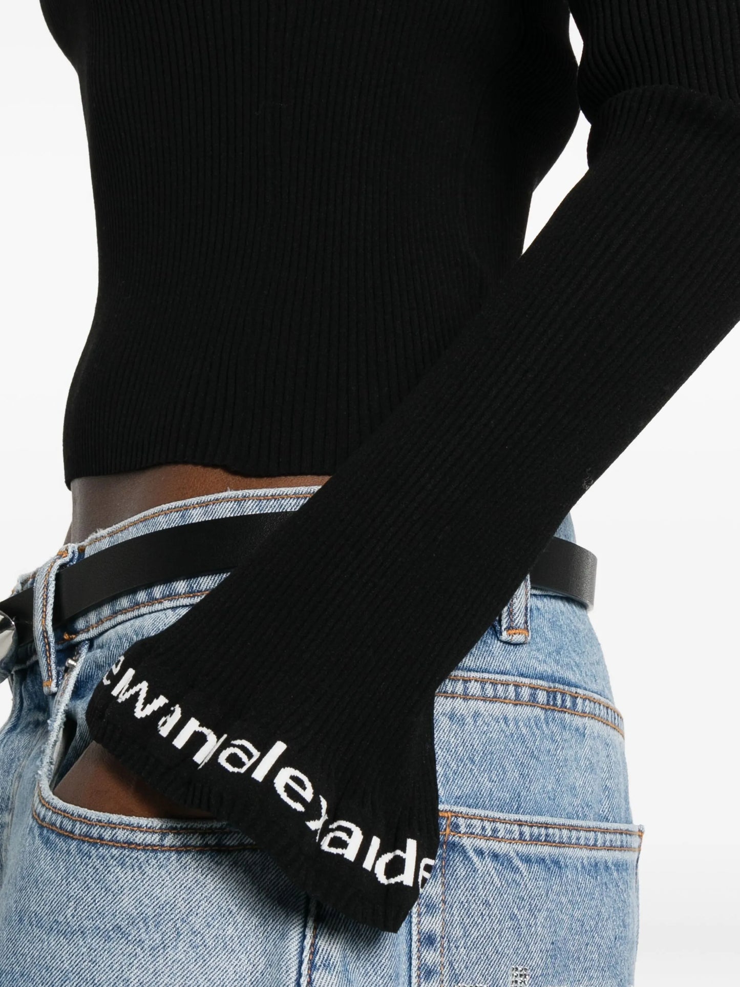 logo-detail ribbed top