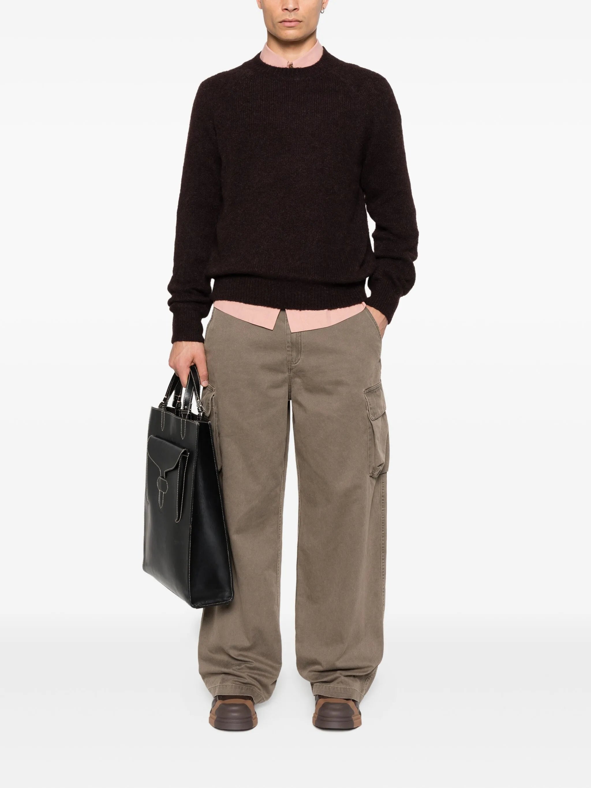 carg-pocket trousers