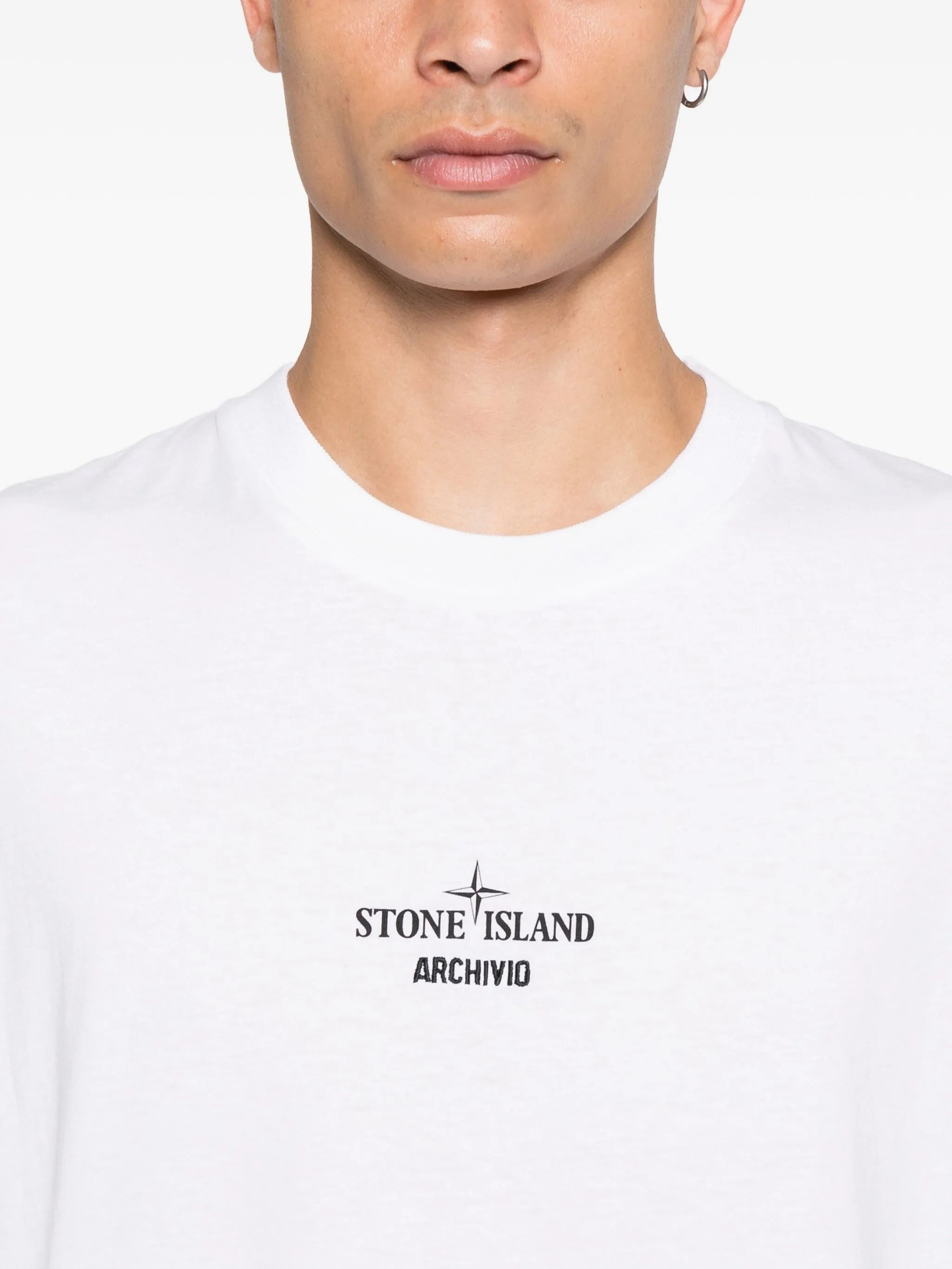 2100037 logo-print T-shirt