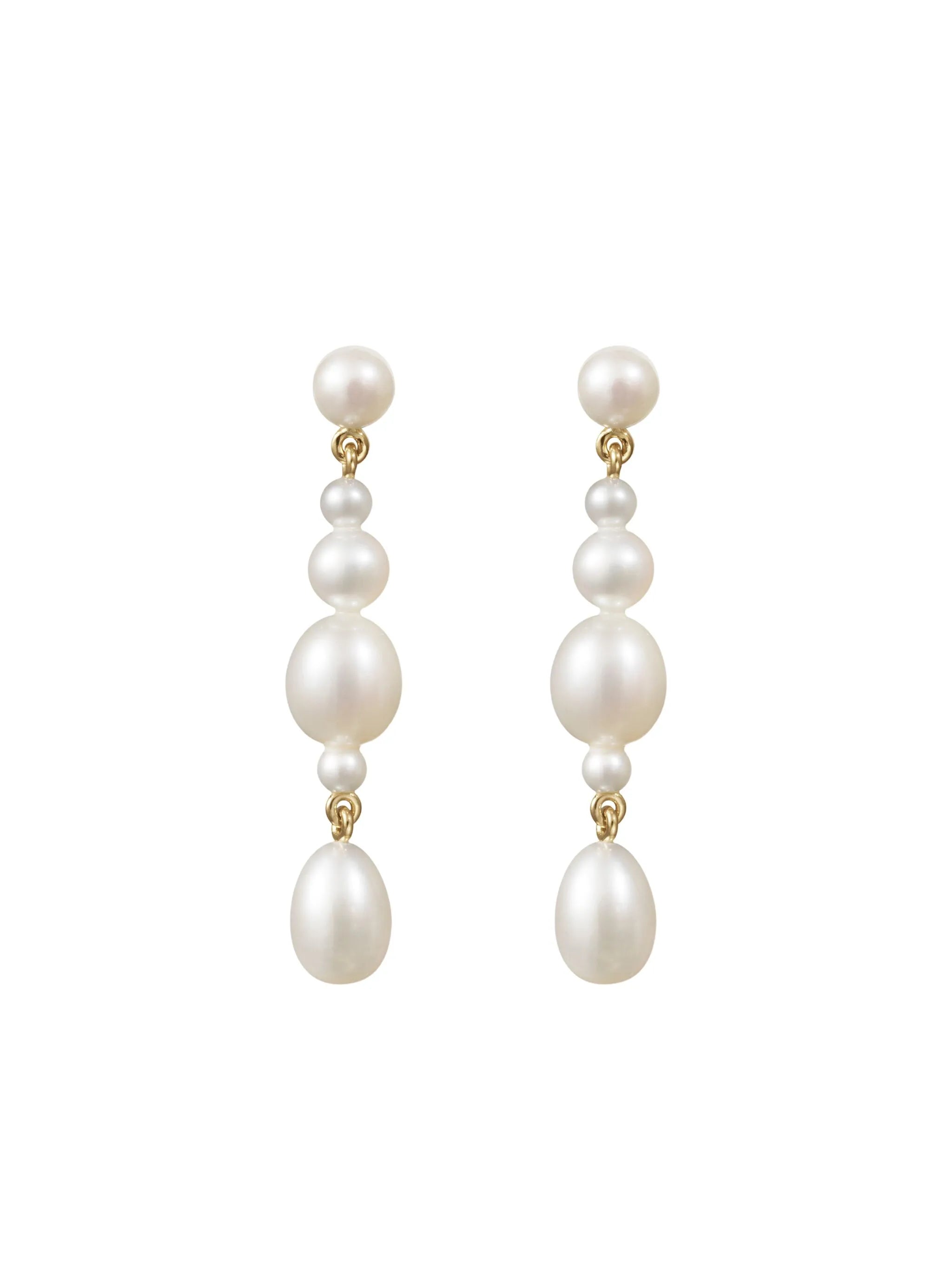 14K yellow gold Petite Amis De La Perle freshwater pearl earrings