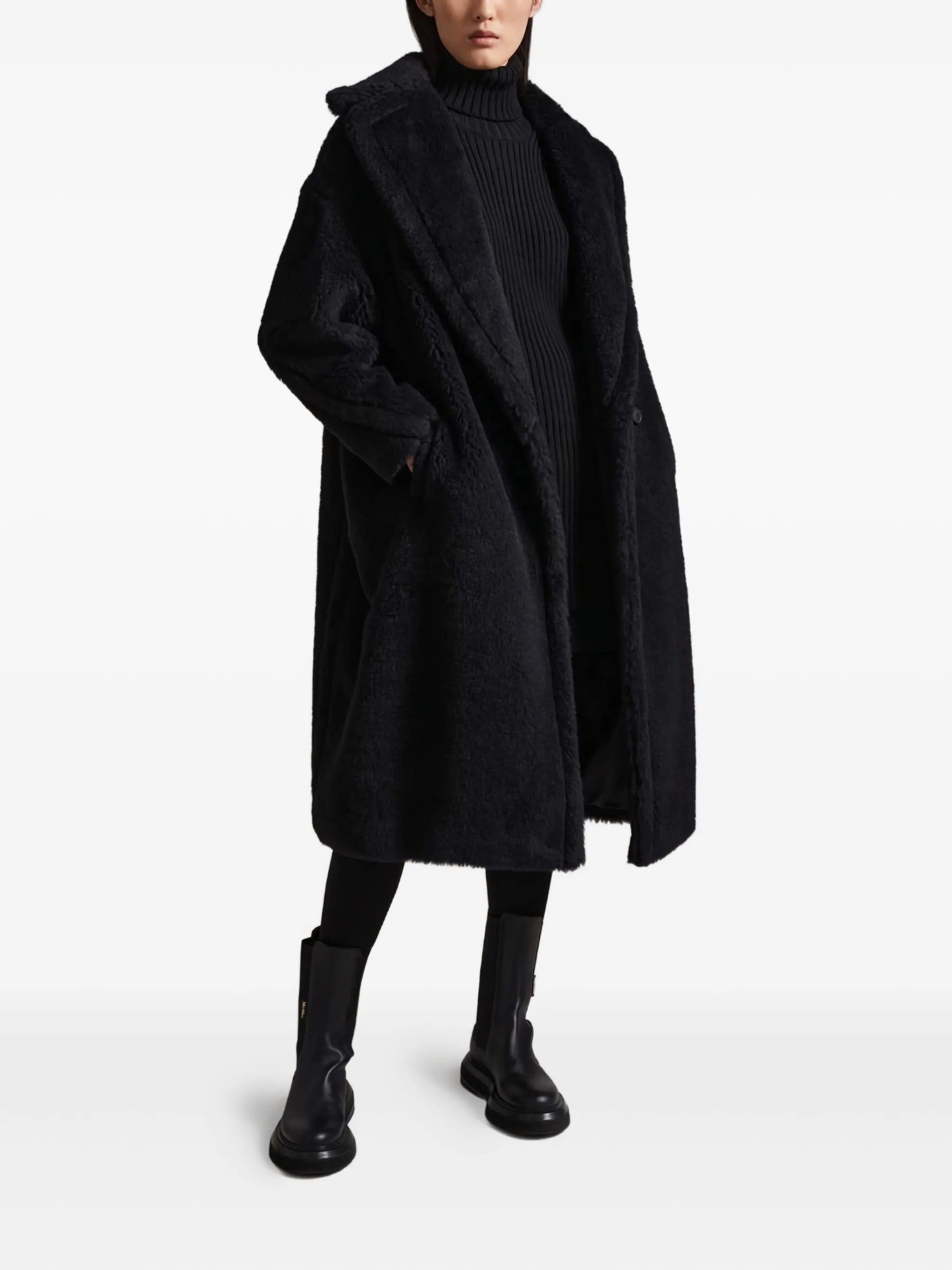 flecce collar coat