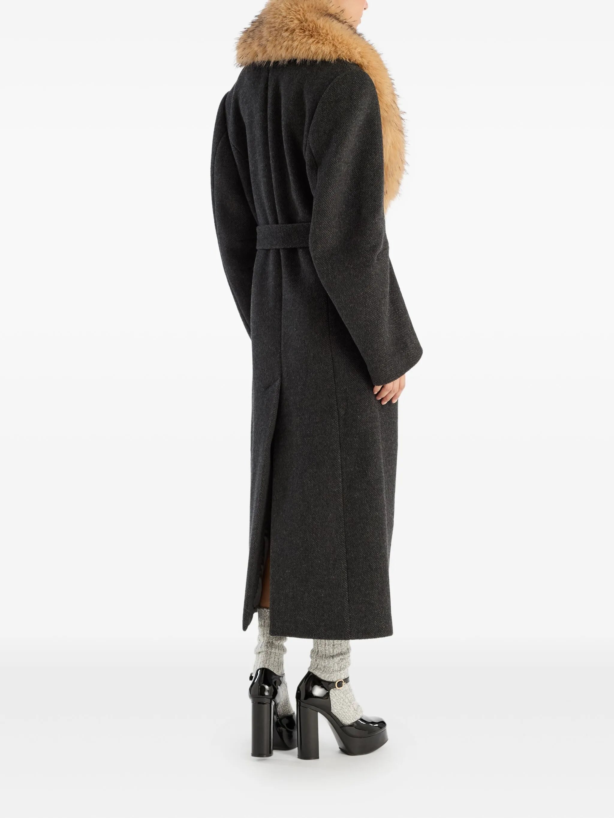 single-breasted faux-fur collar coat