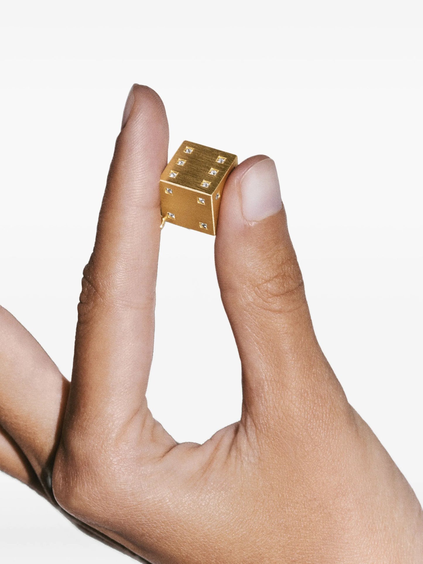 18K gold Dado diamond charm