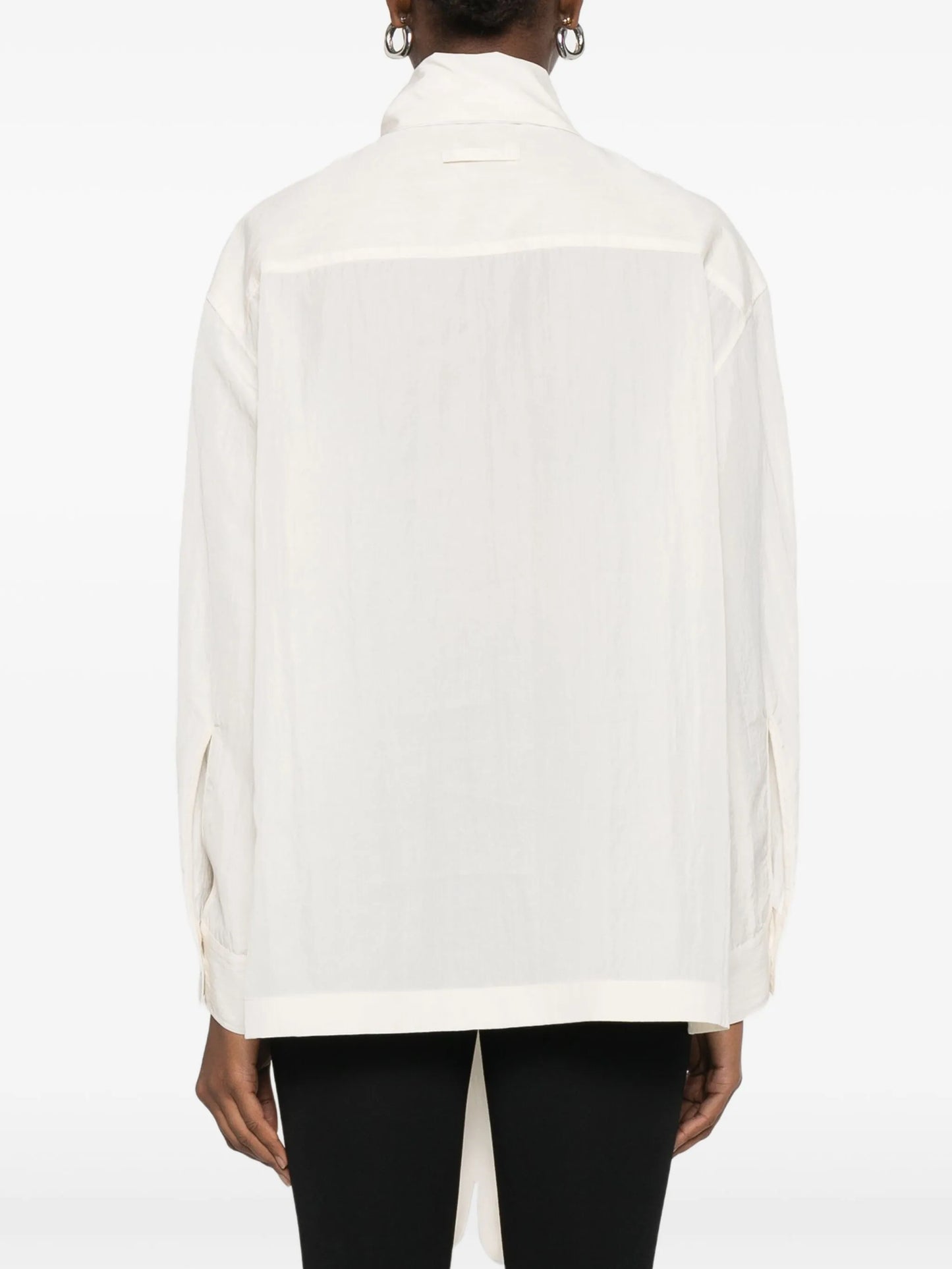 glove-detail blouse
