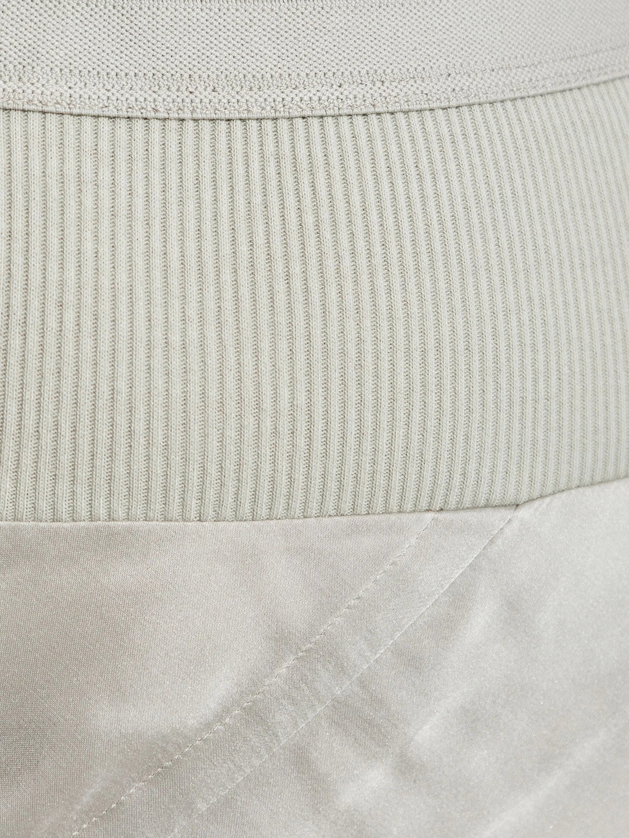 ribbed-waistband skirt