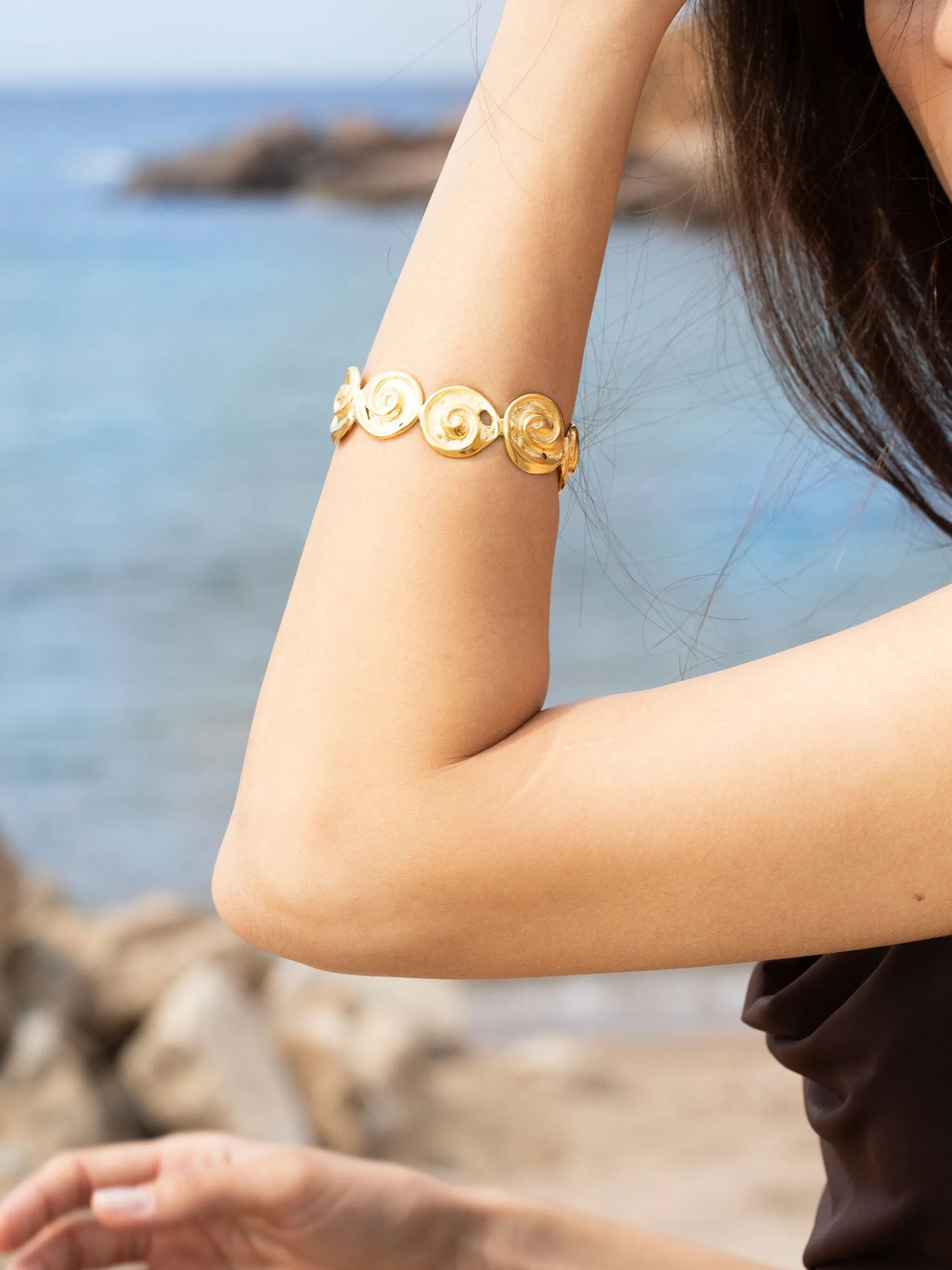 Cote bangle bracelet