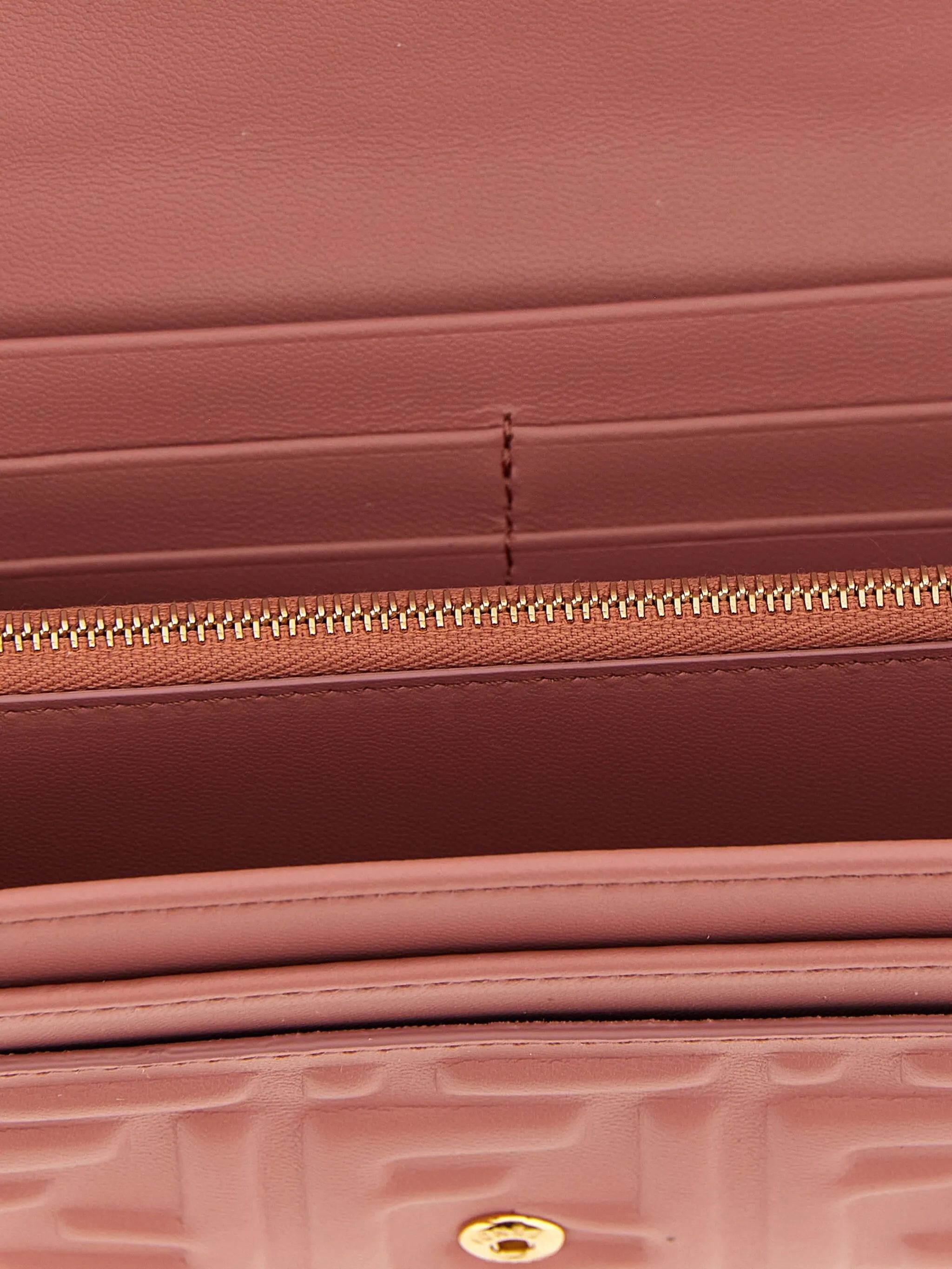Baguette Continental wallet