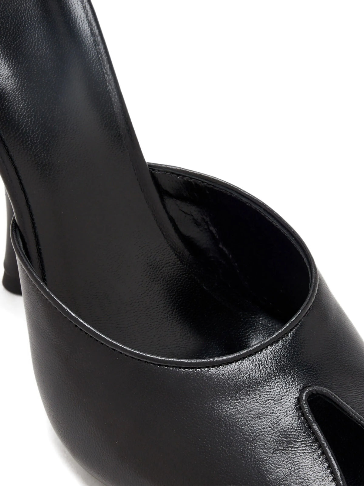 Date mules in black creased leather