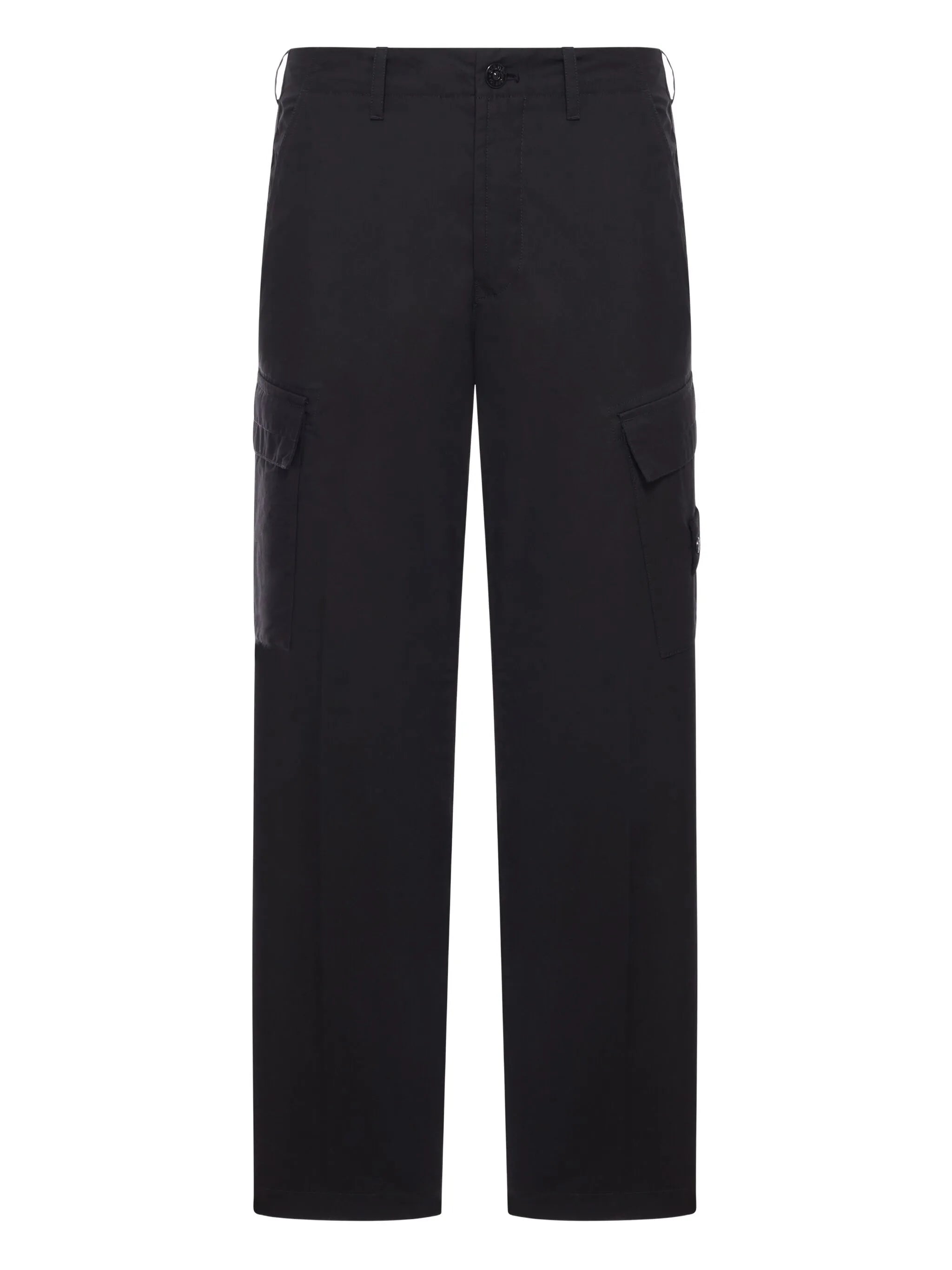 cargo-pockets trousers