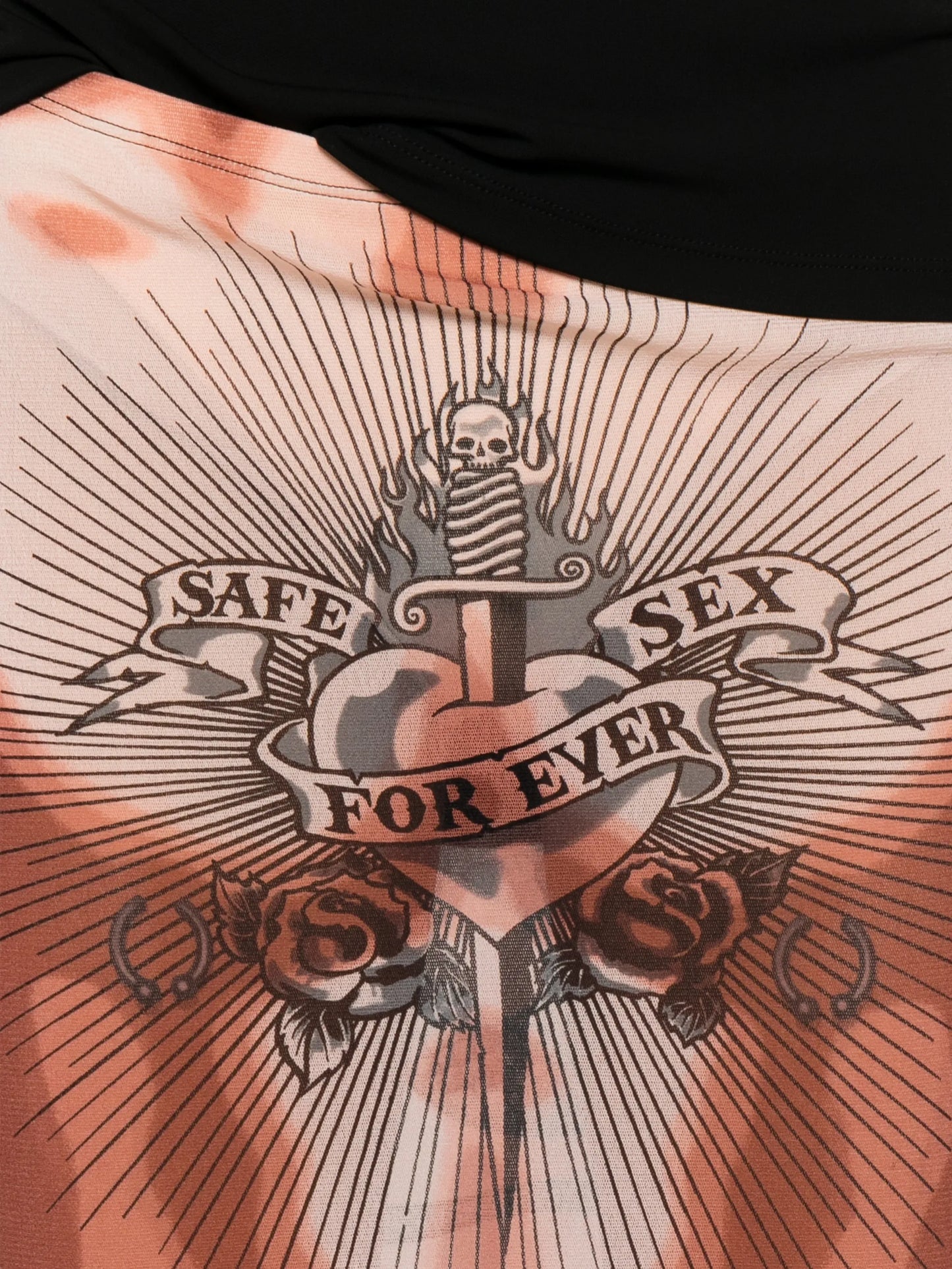 tattoo print knee skirt