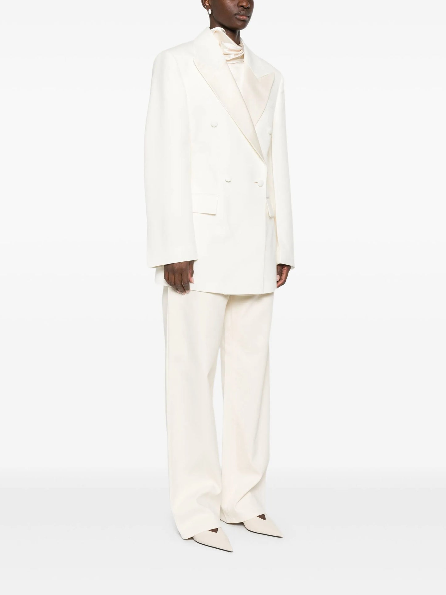 hourglass tuxedo blazer
