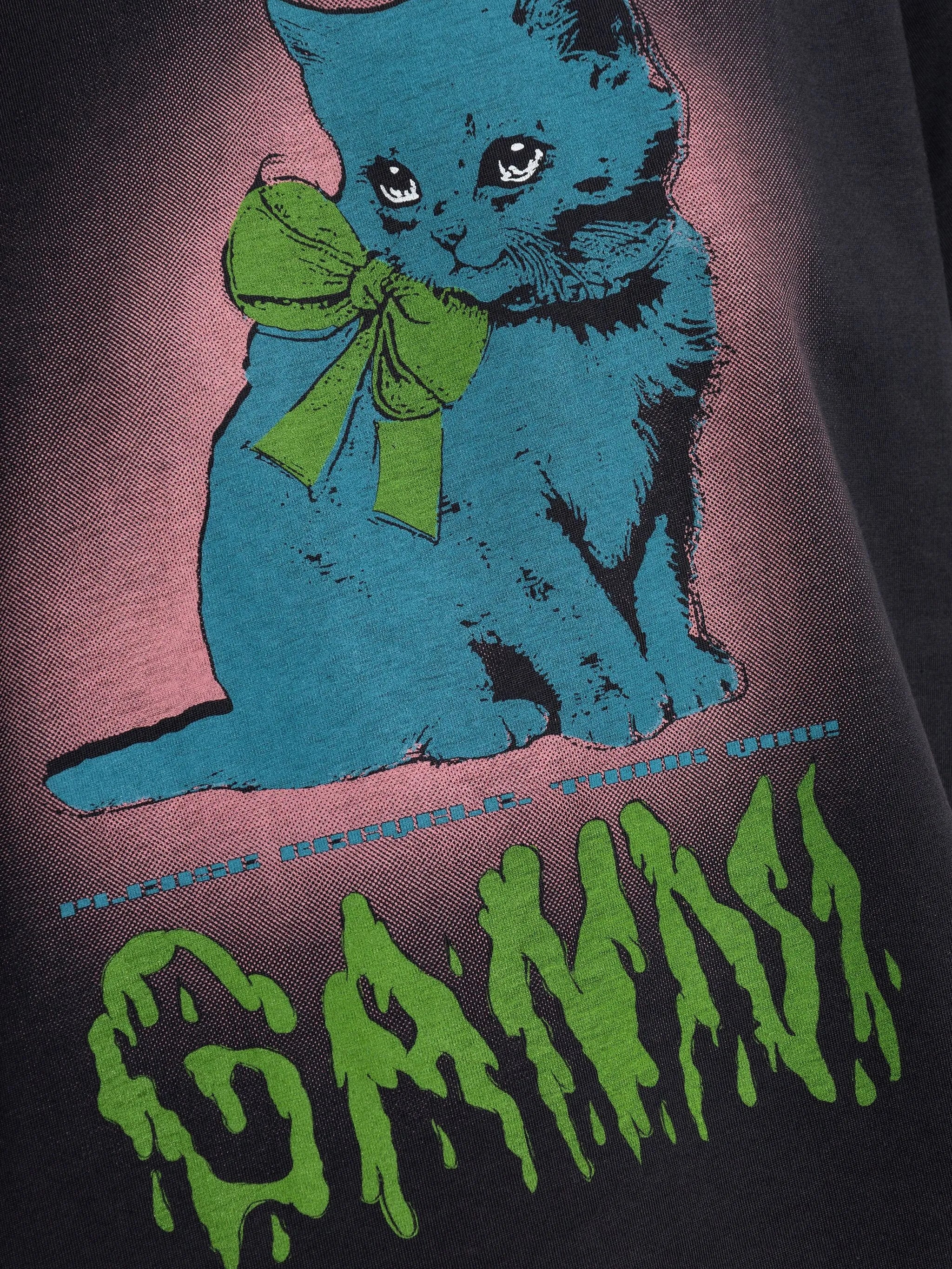 cat-bow T-shirt