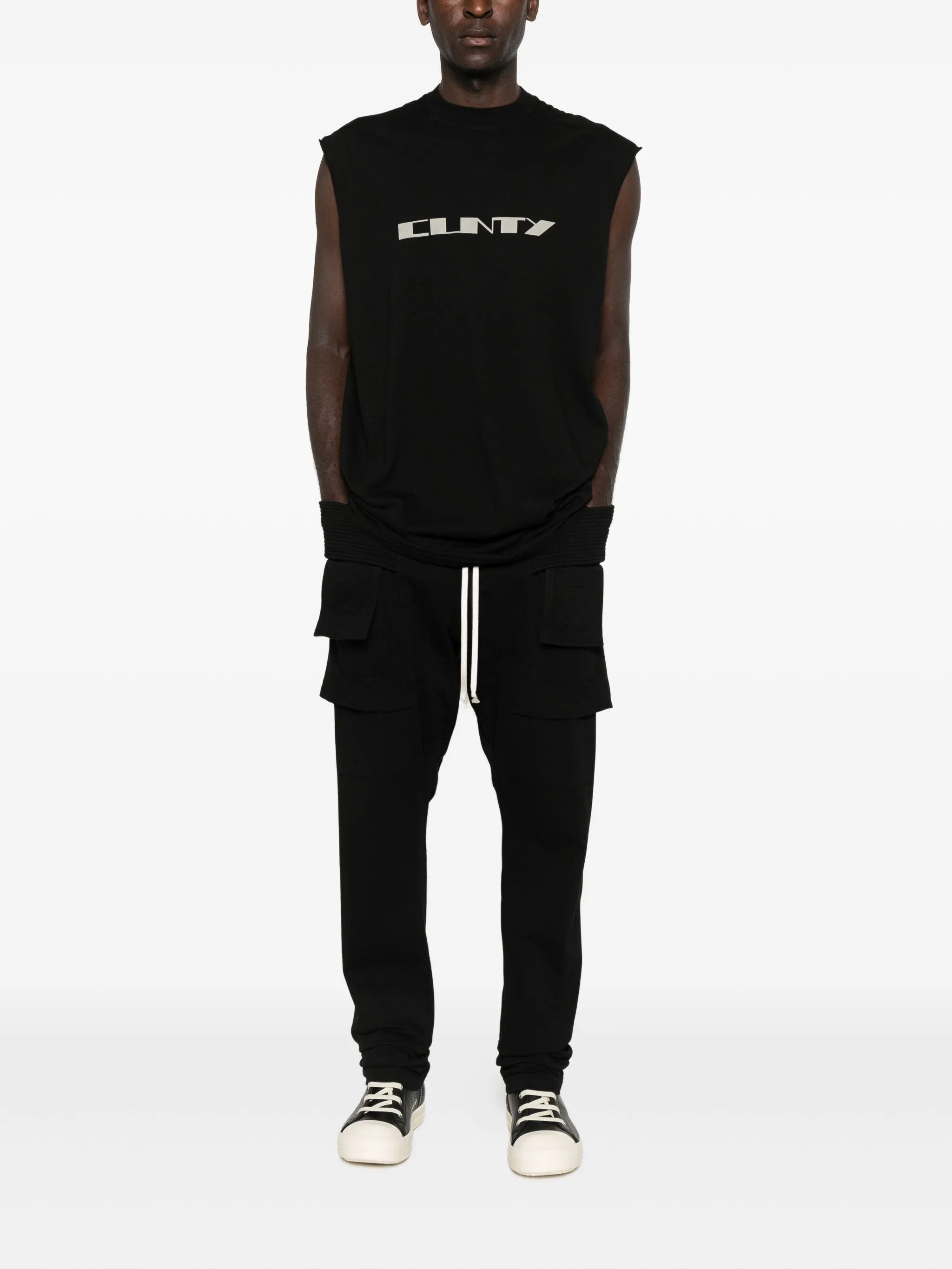 graphic-print sleeveless T-shirt