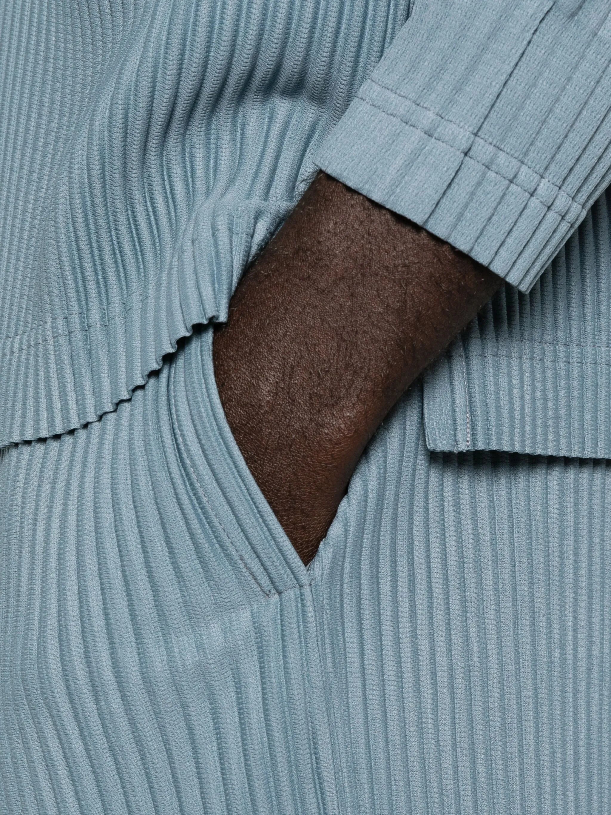 pleated cropped trousers
