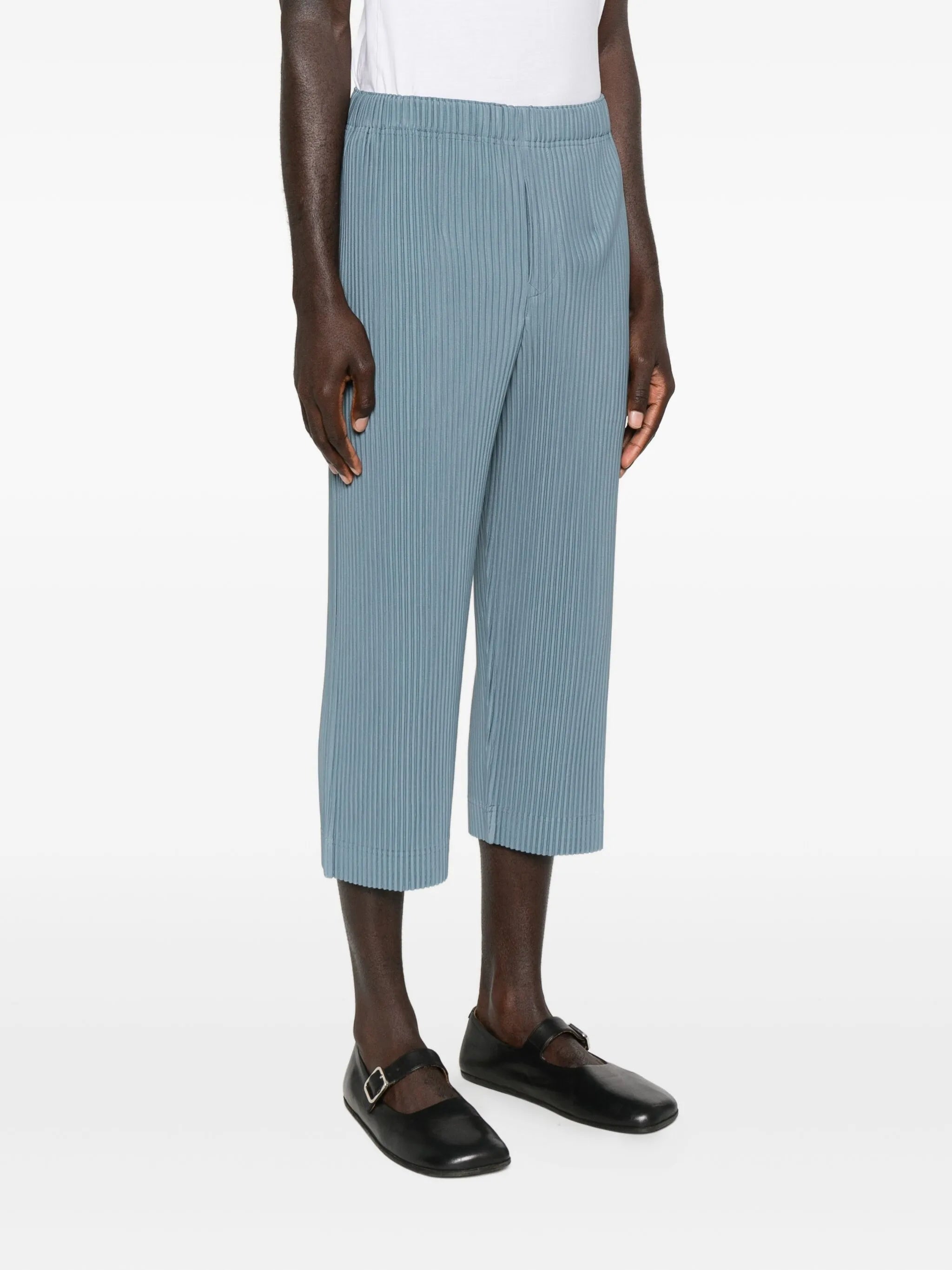 pleated cropped trousers
