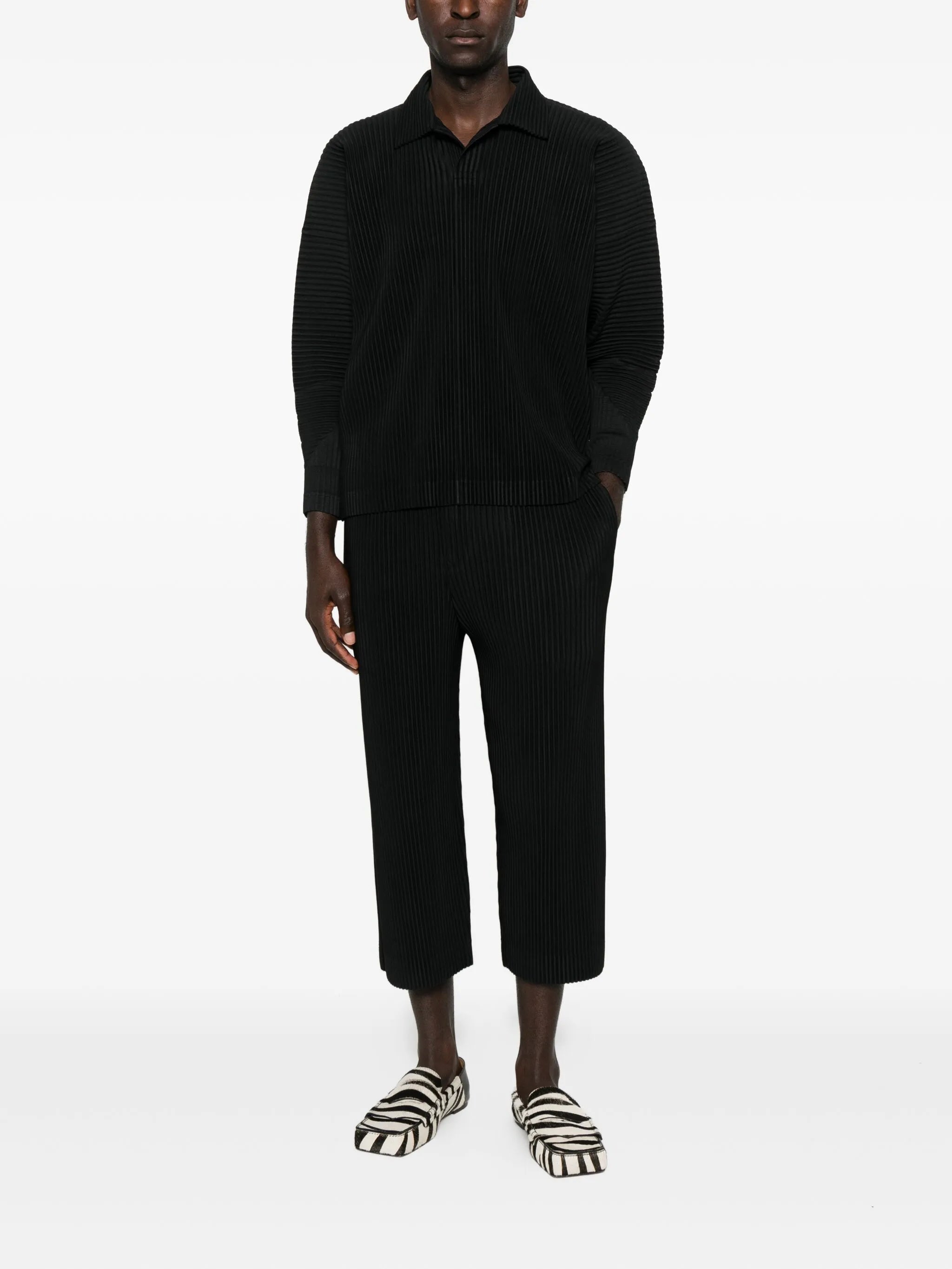 pleated polo shirt