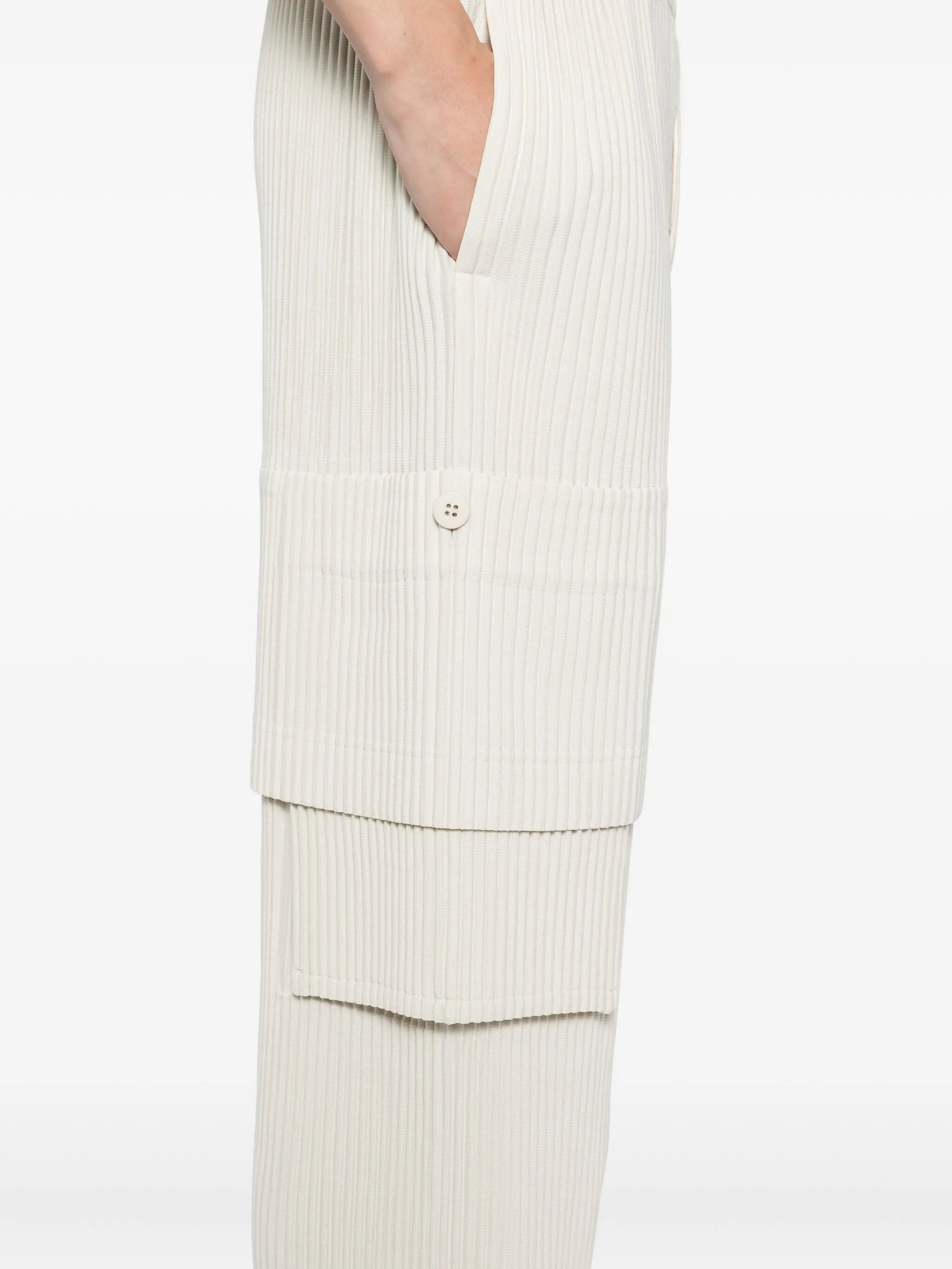 multi-pocket trousers