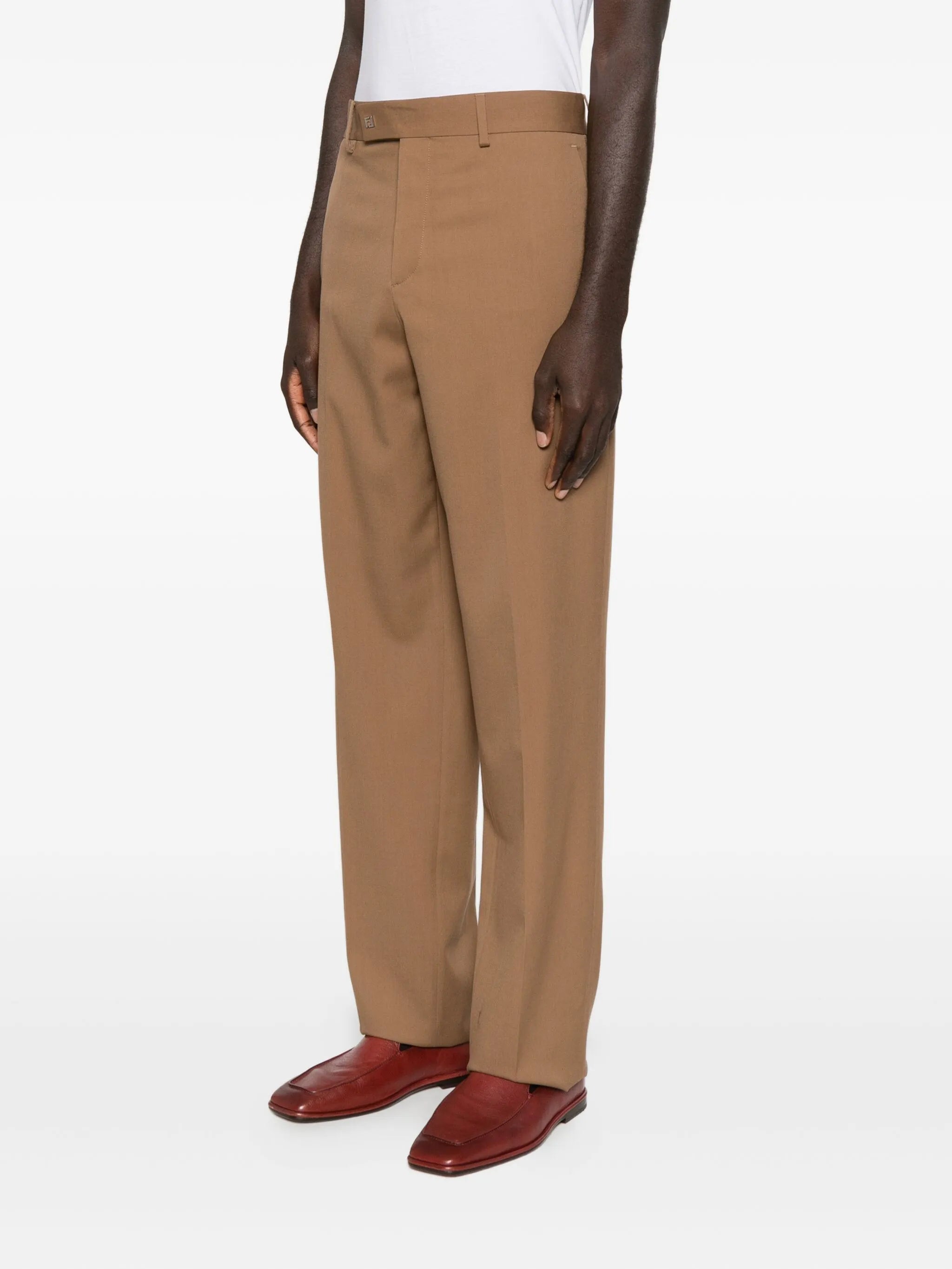 straight-leg trousers