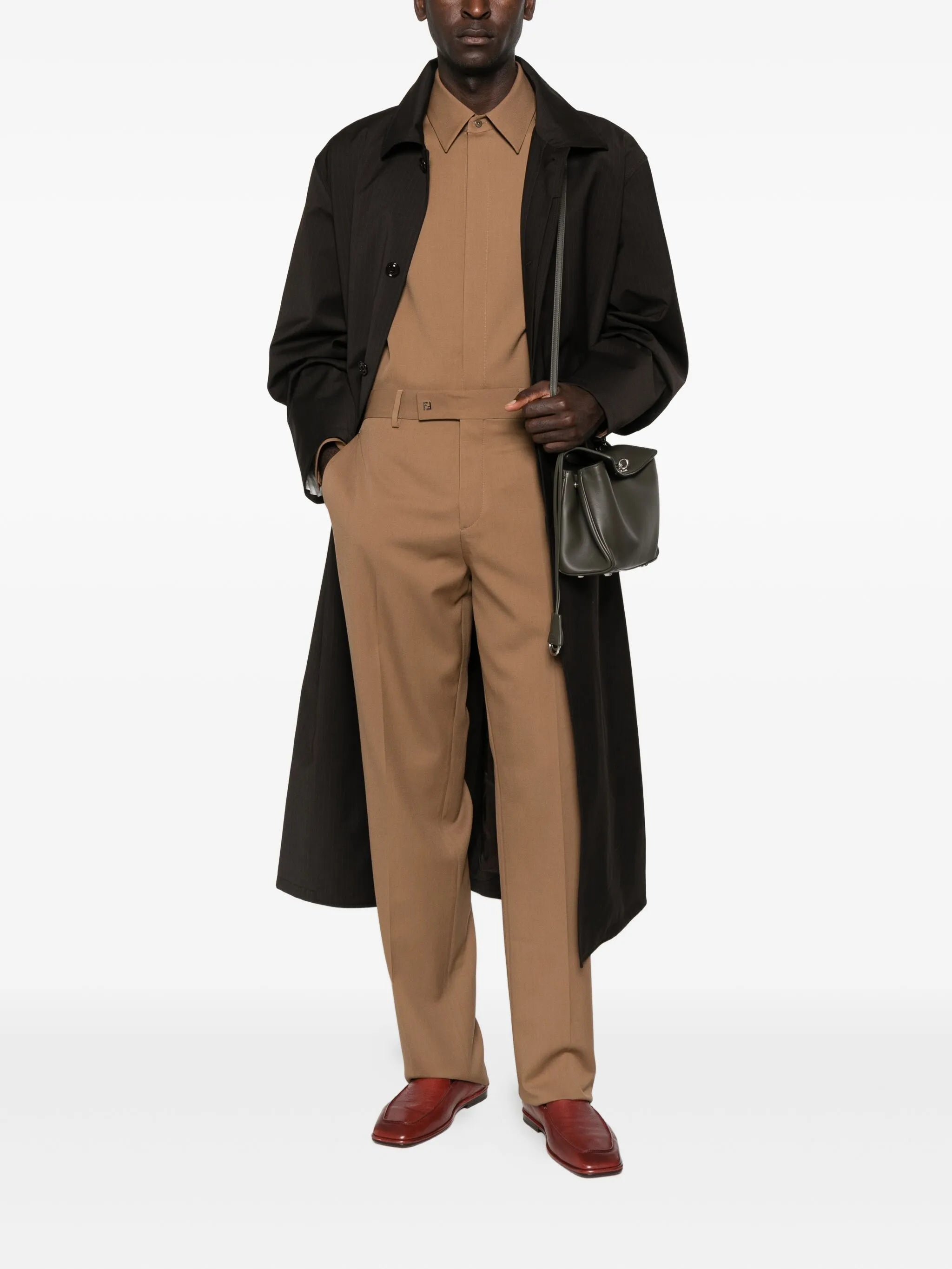 straight-leg trousers