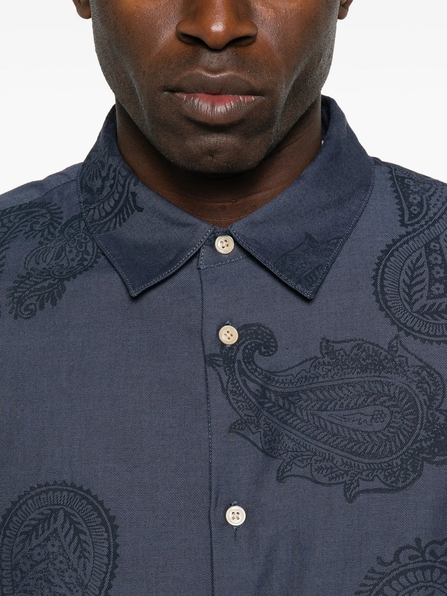 paisley-print shirt