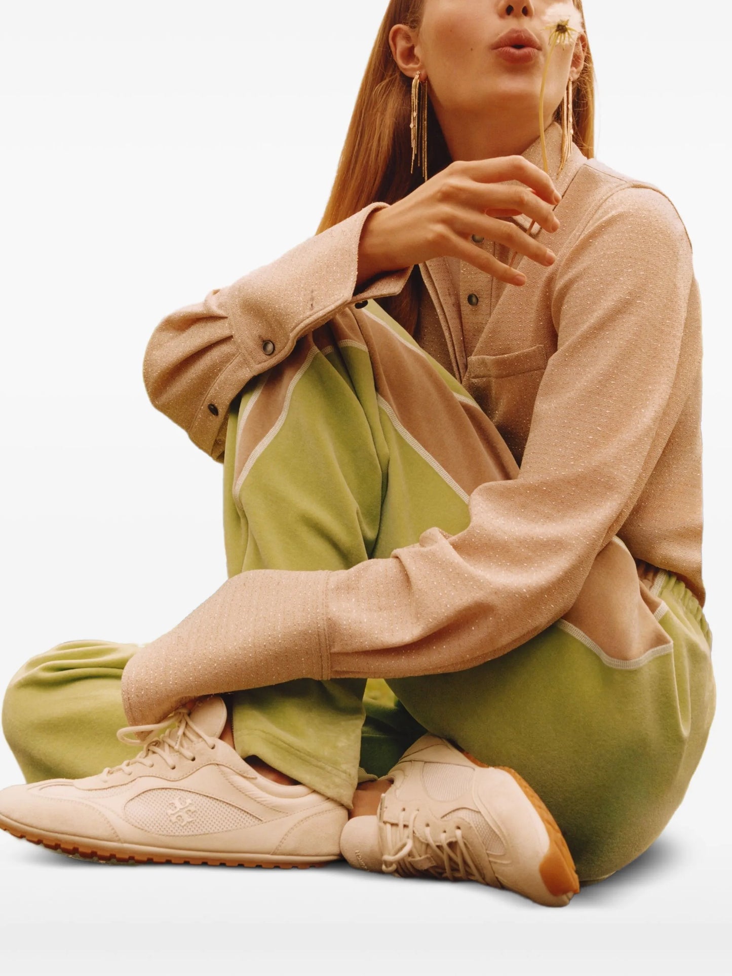 Field sneakers