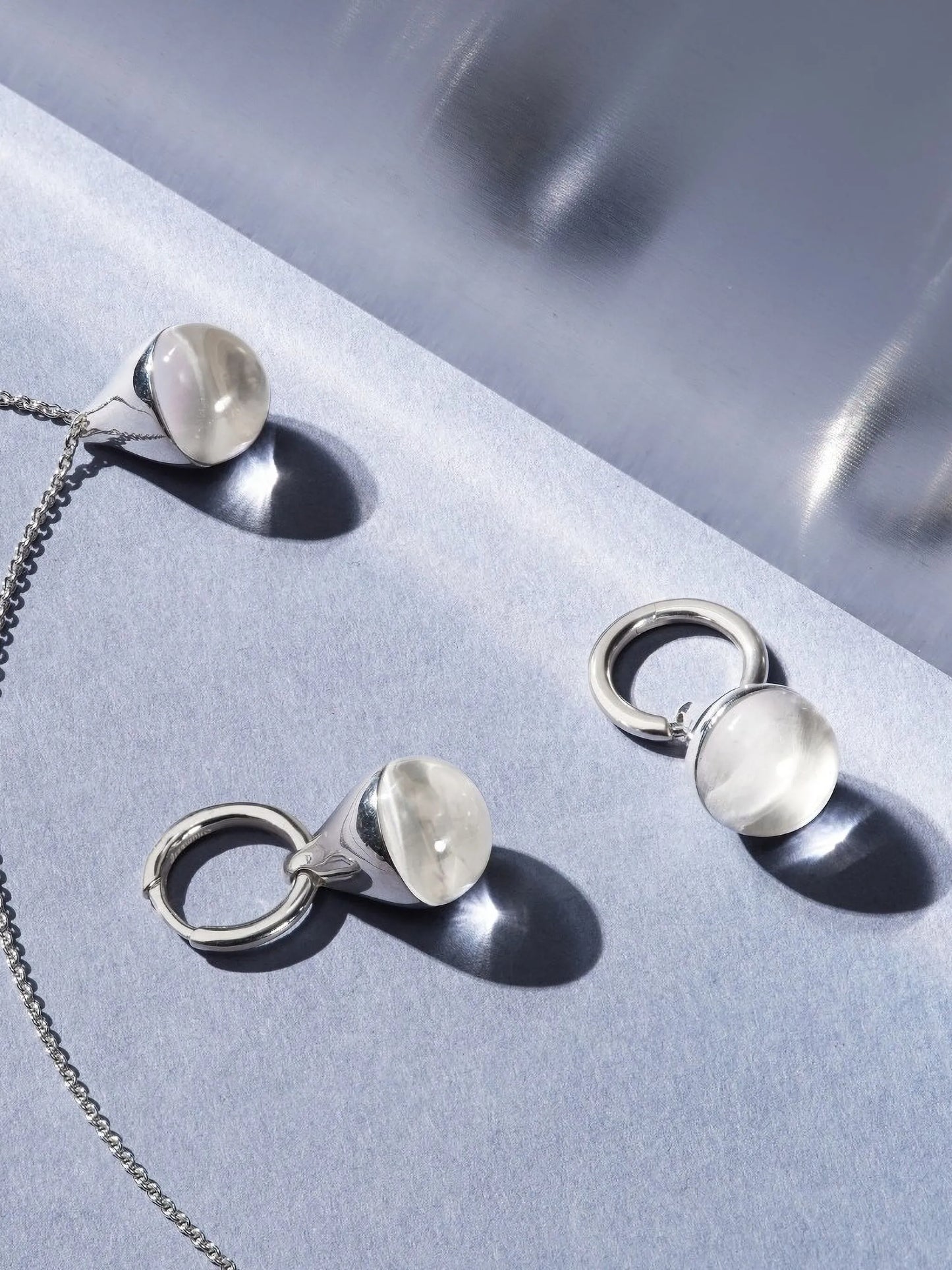 stilla quartz necklace