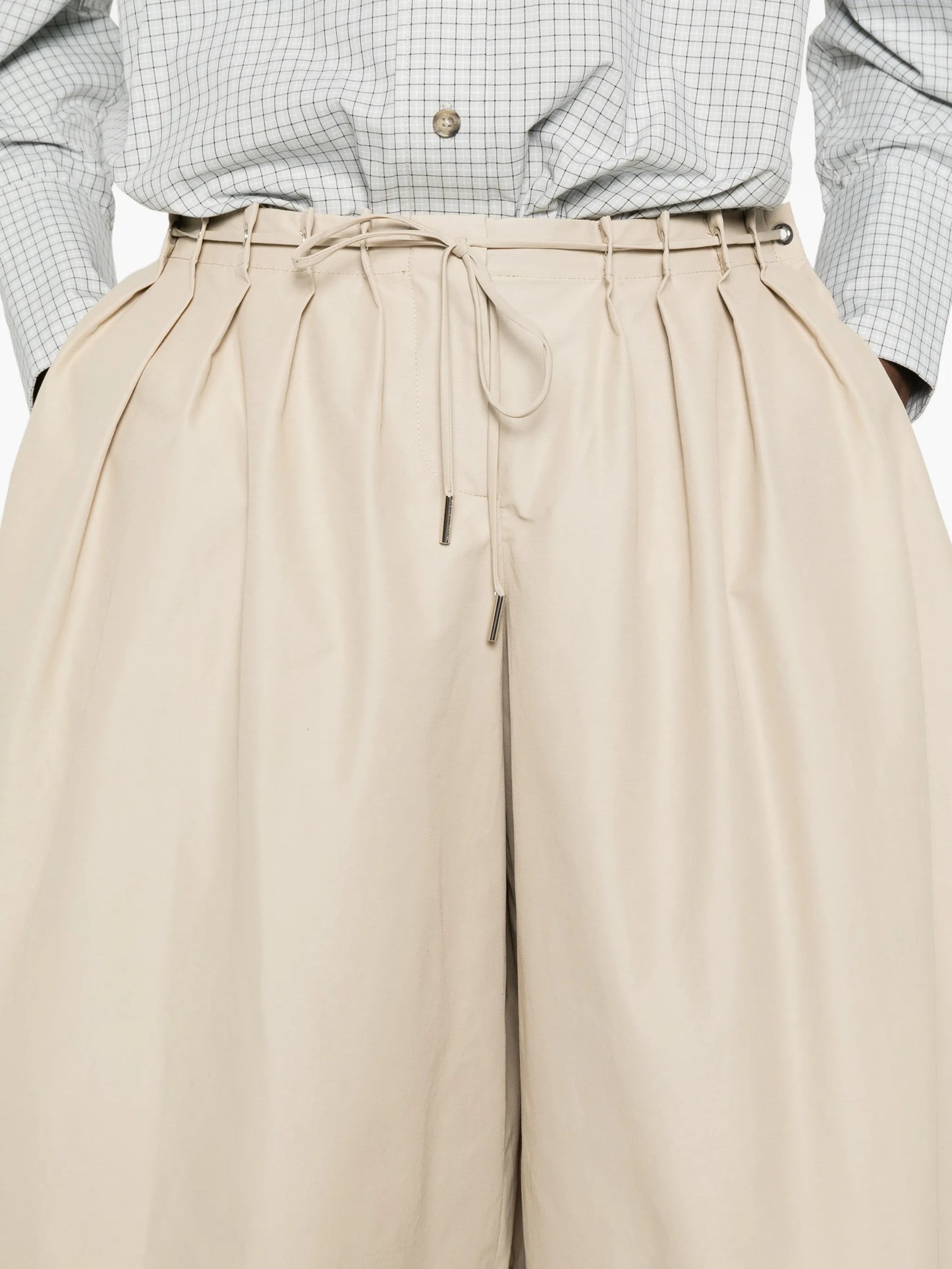 Sutton pintuck elongated shorts