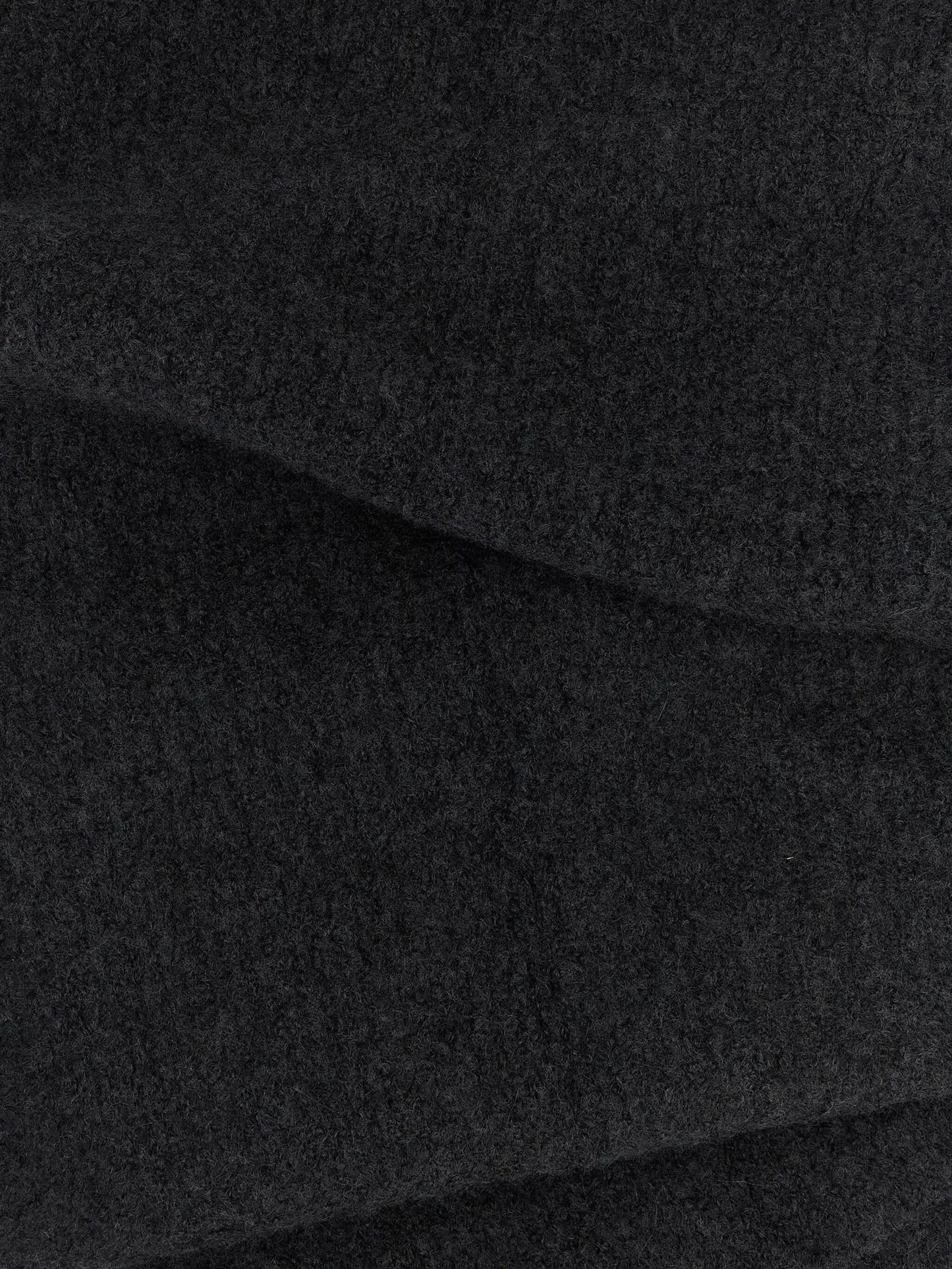 Luthgard bouclé scarf