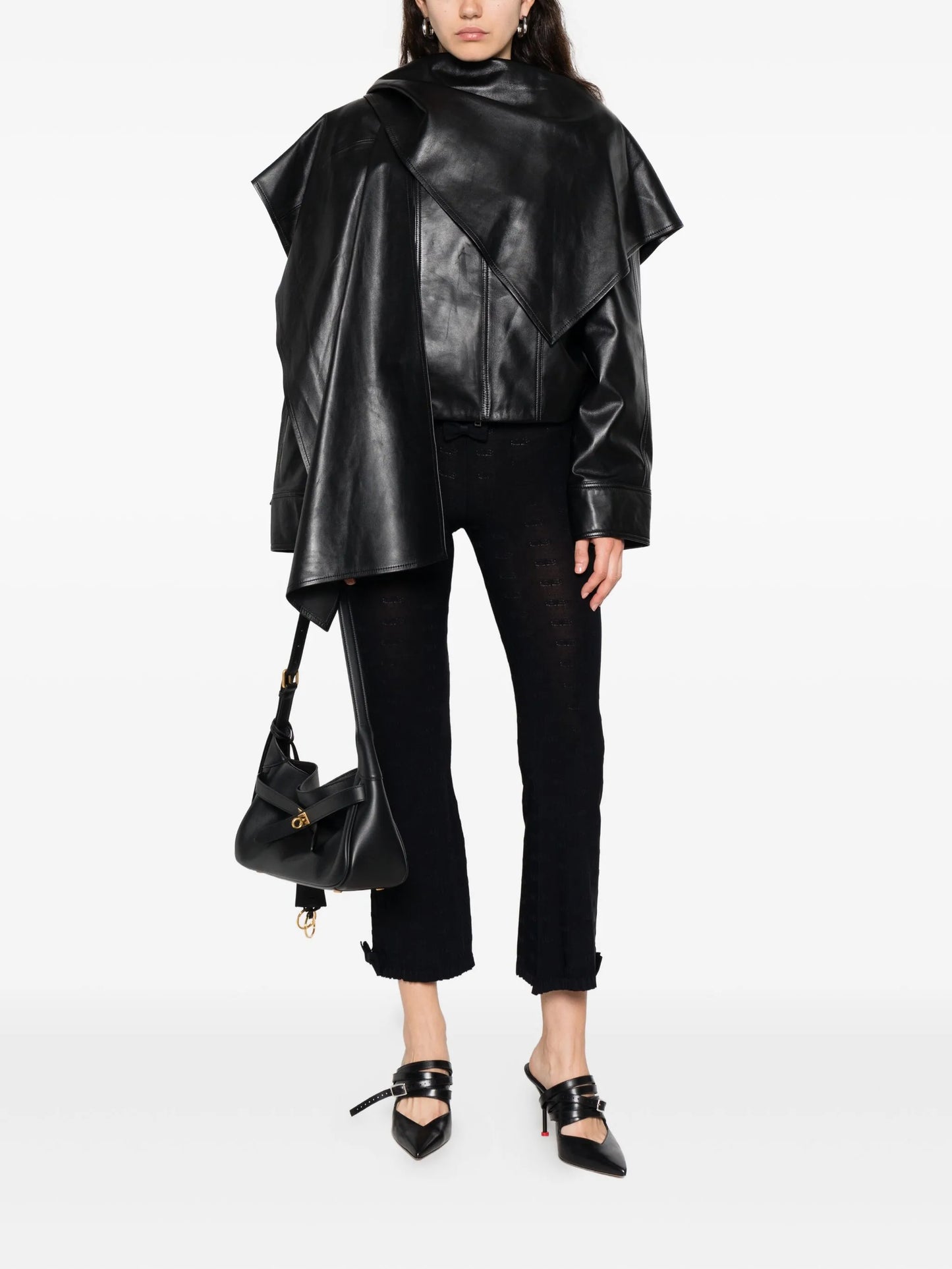 bow ruffled trousers