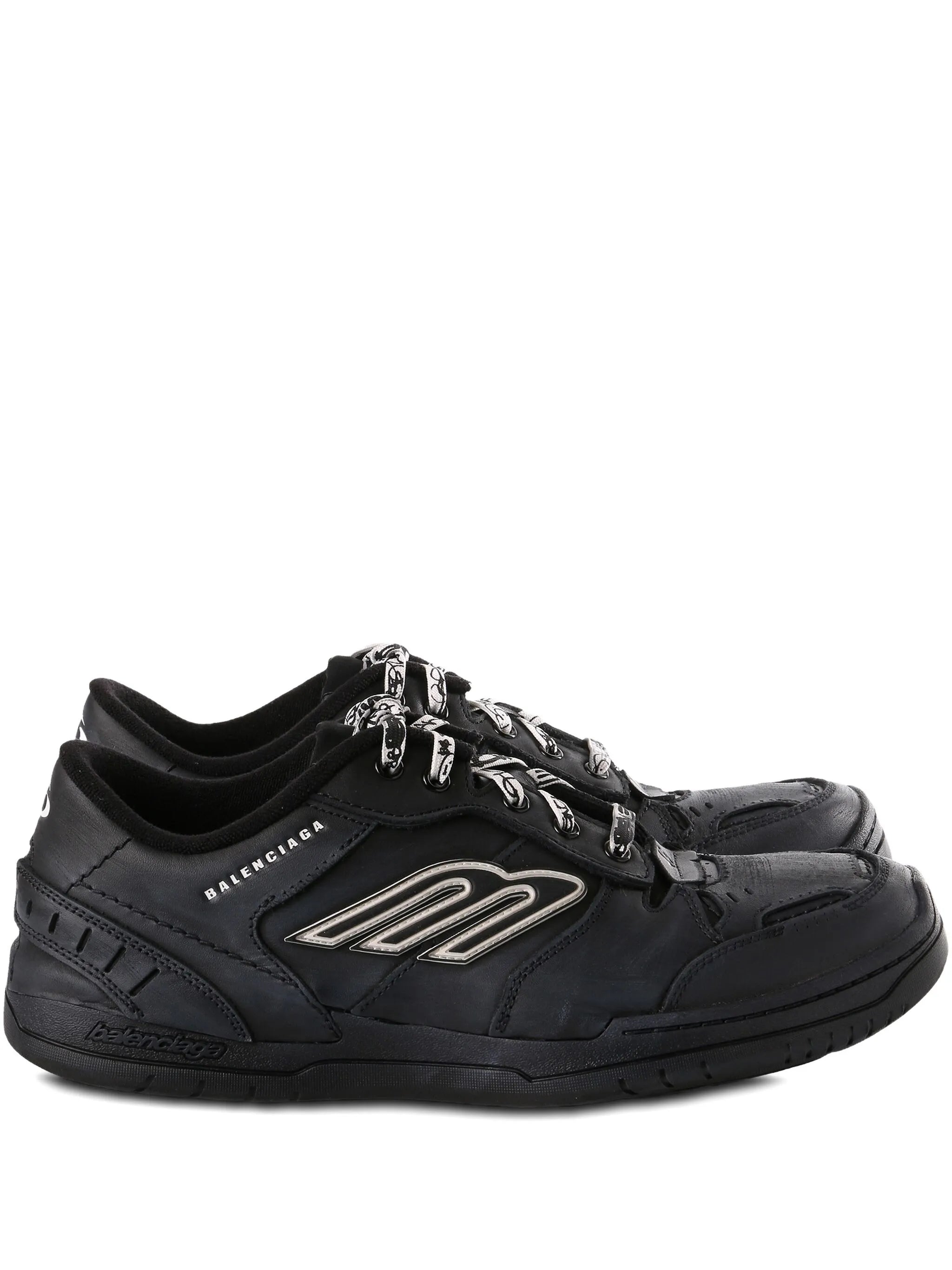 Hamptons Worn-Out trainers