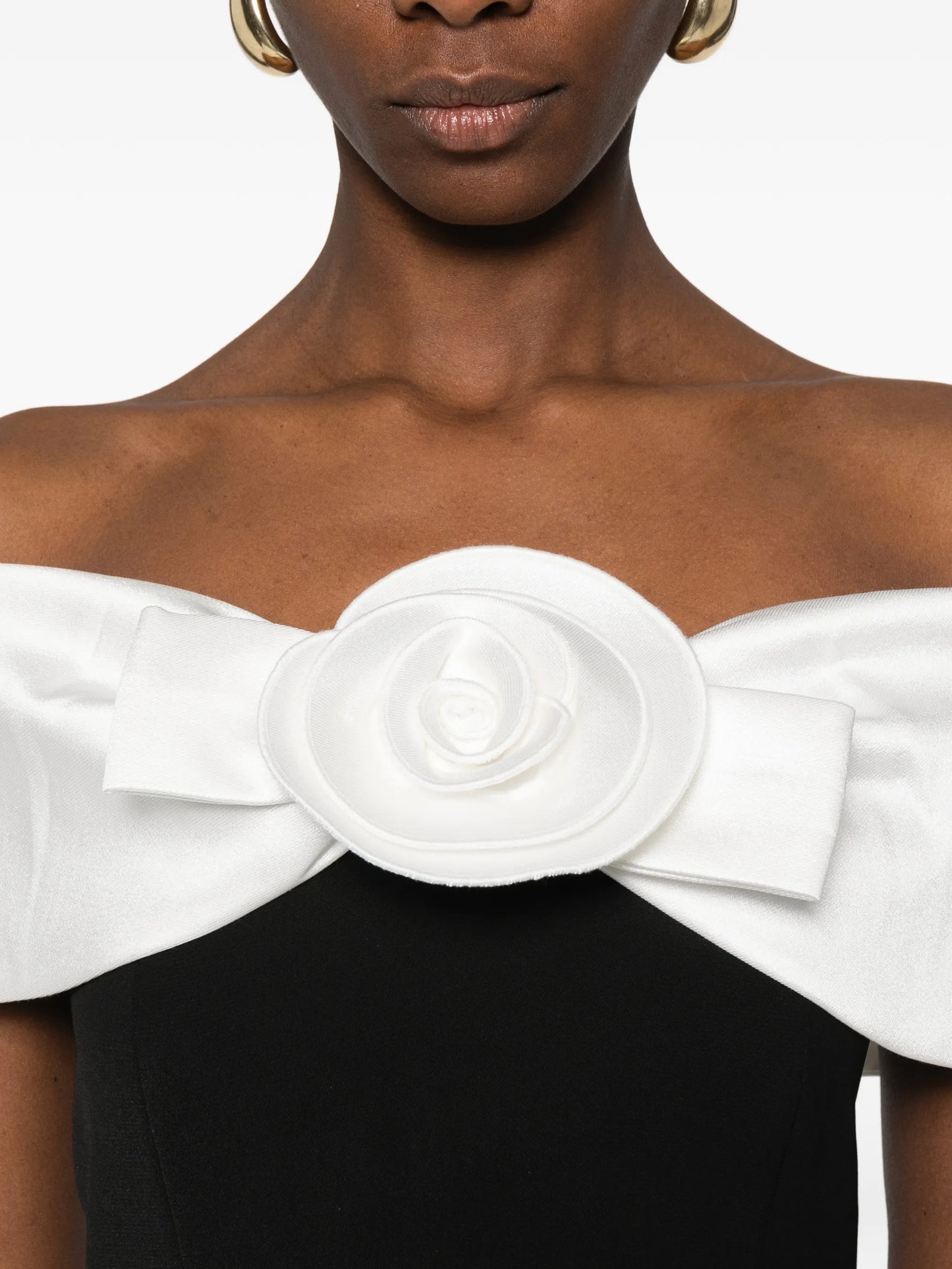 flower datail maxi dress