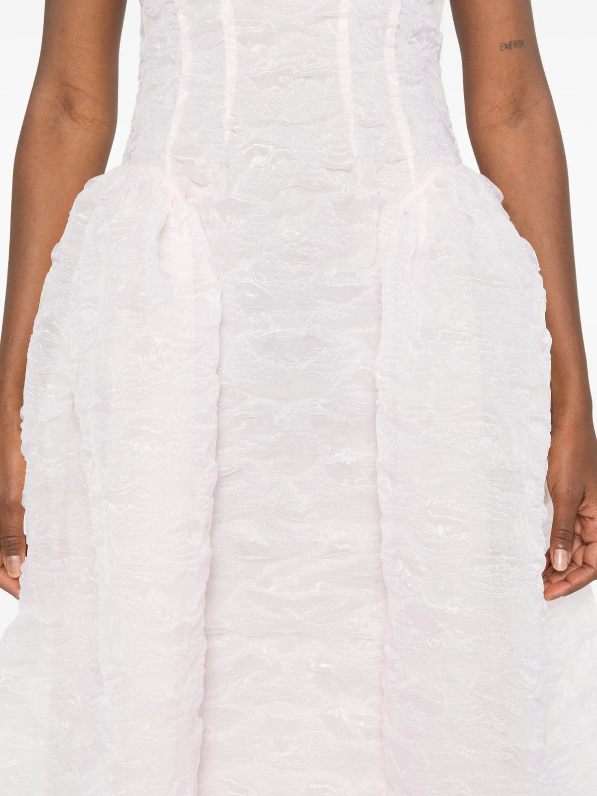puff-sleeve seam-detail midi dress