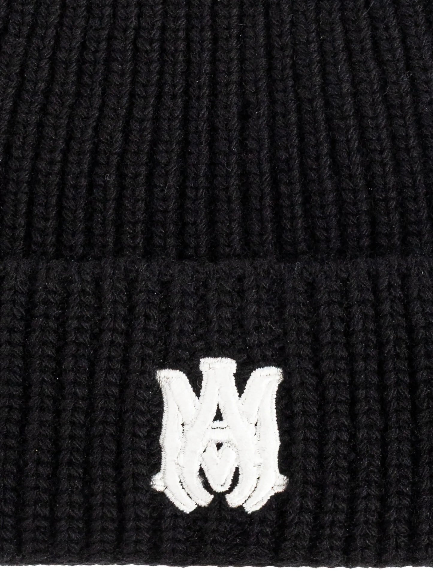 logo-patch beanie