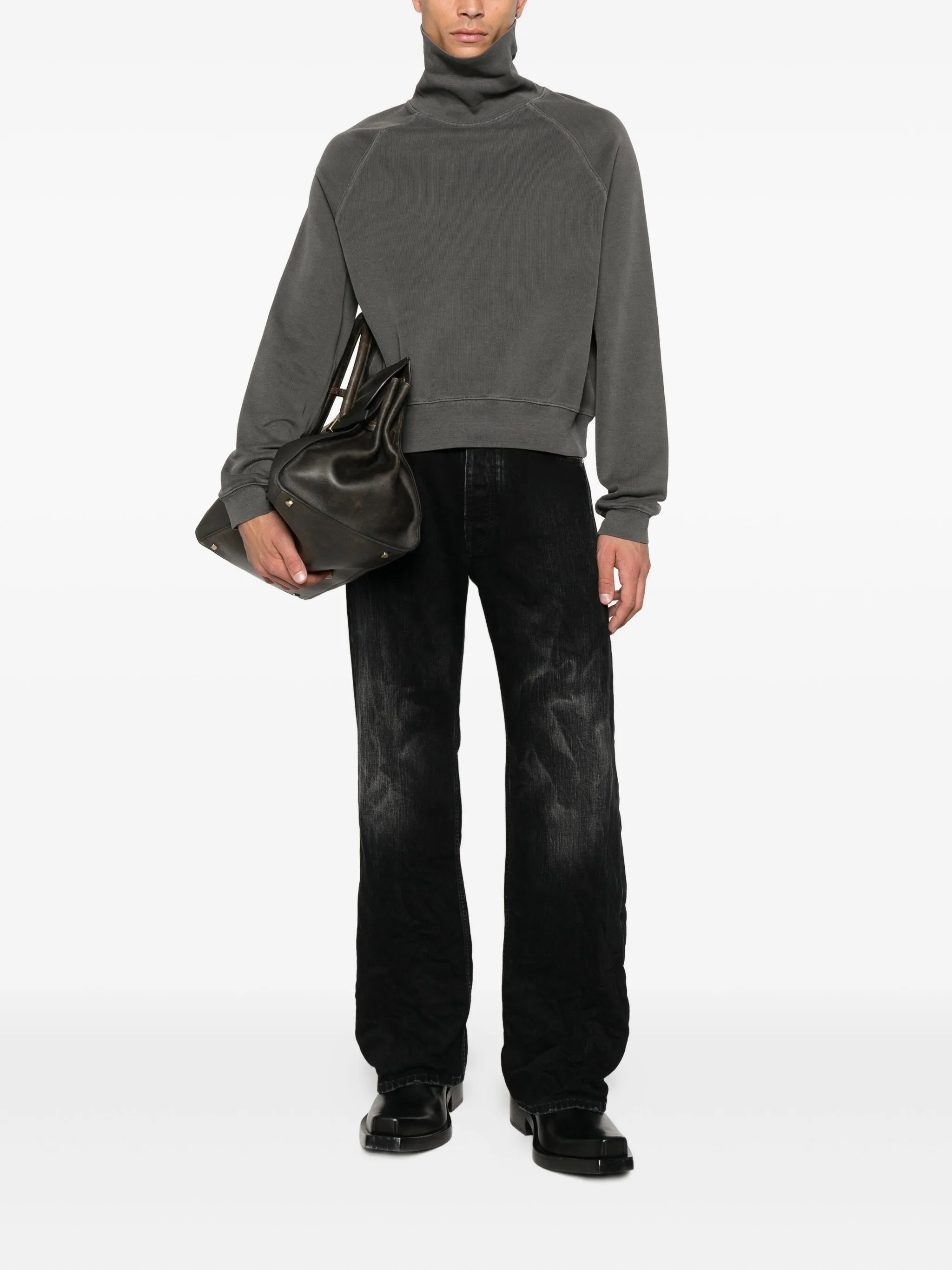 button-fastening jeans