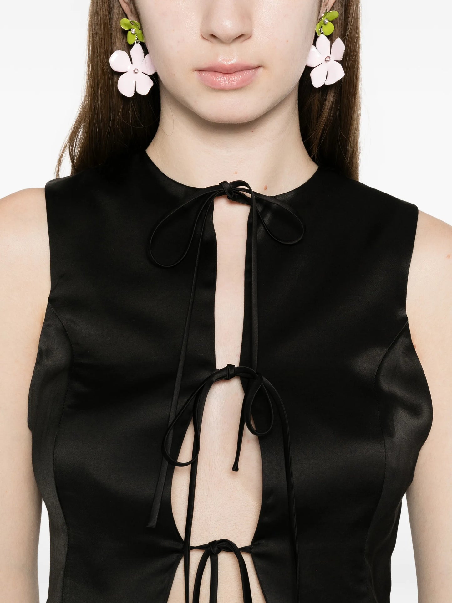 The Neda top