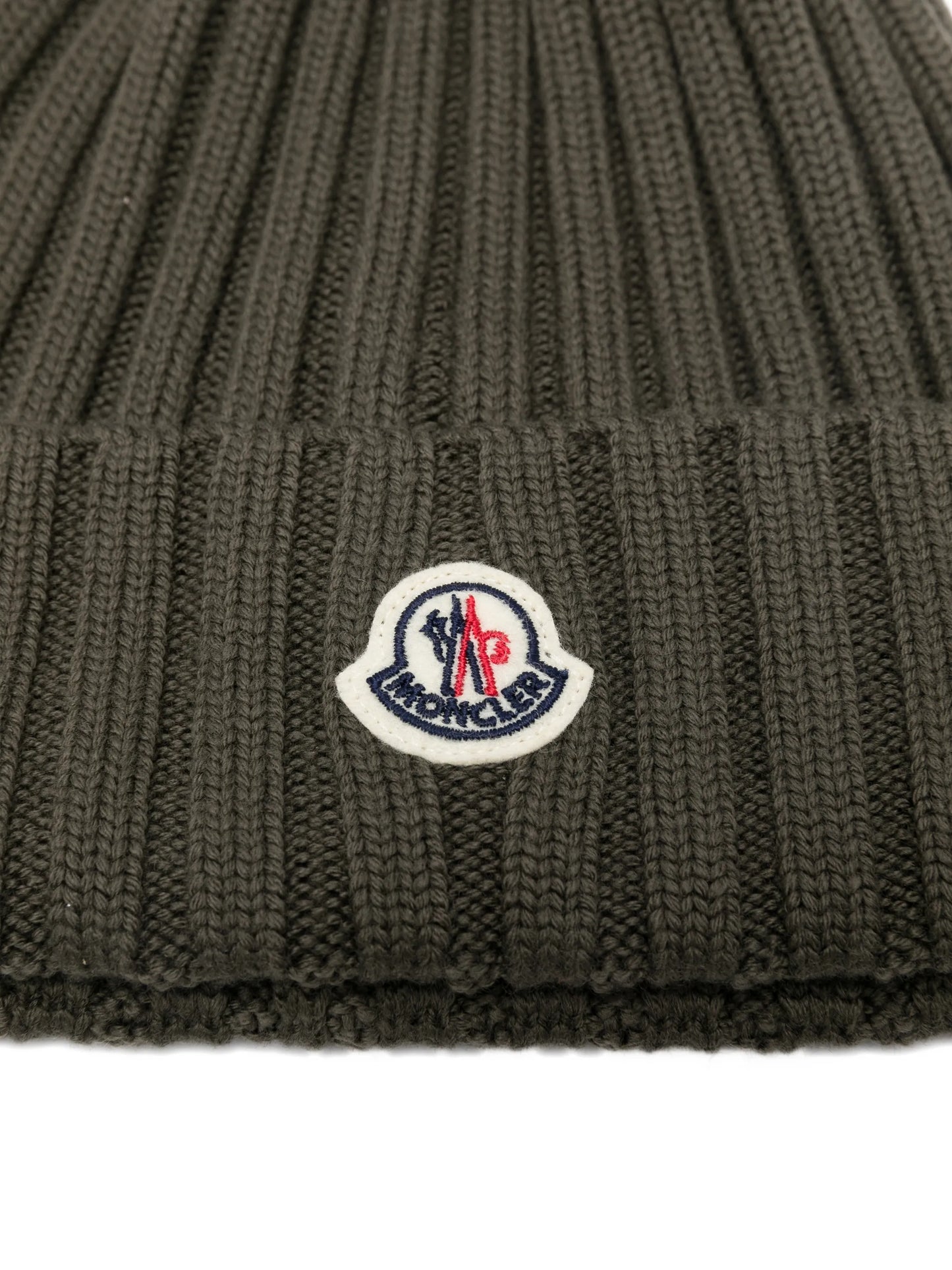 logo-patch beanie hat