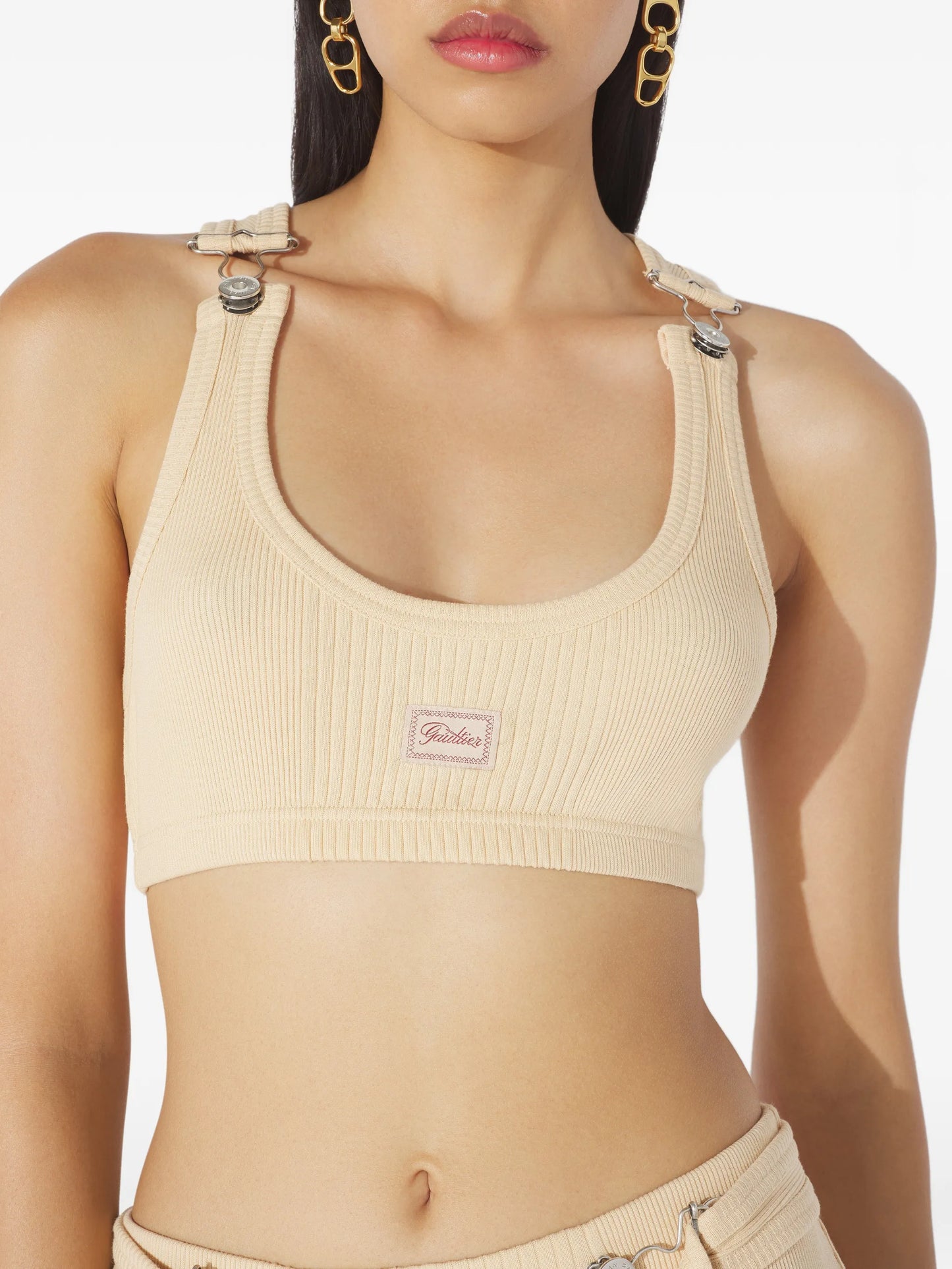 ribbed buckled top