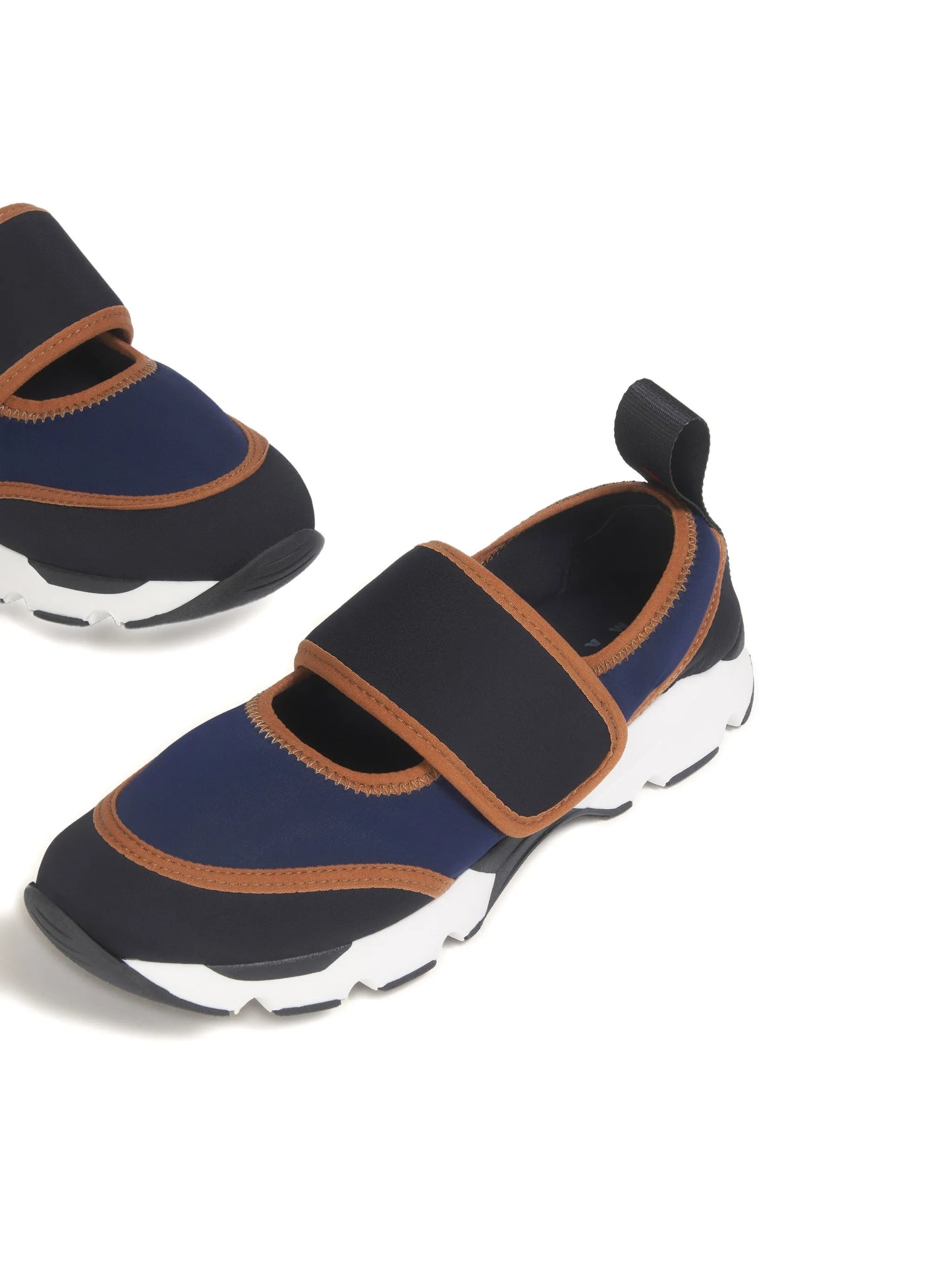 Mary Jane running sneakers