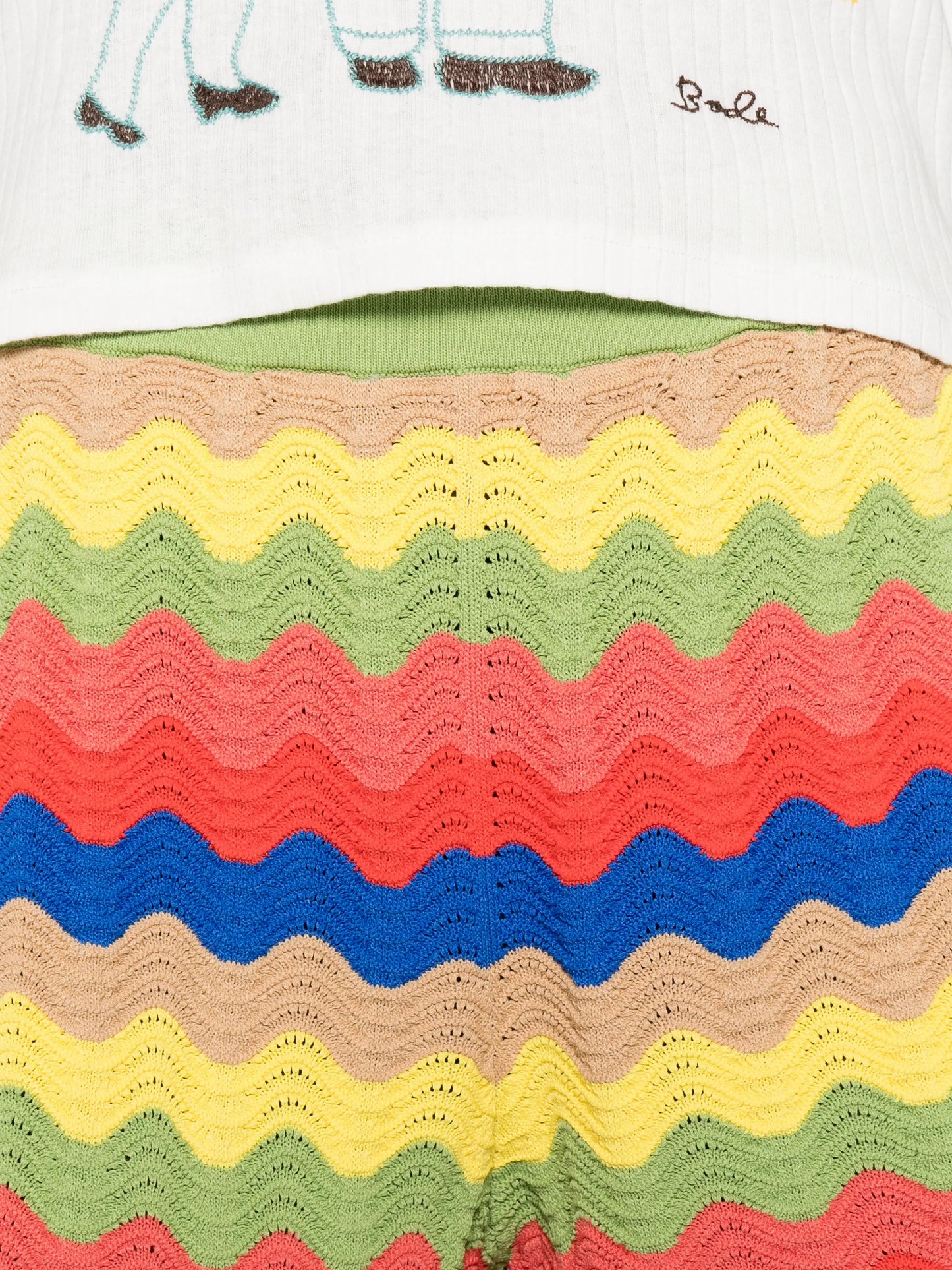 wave scalloped shorts