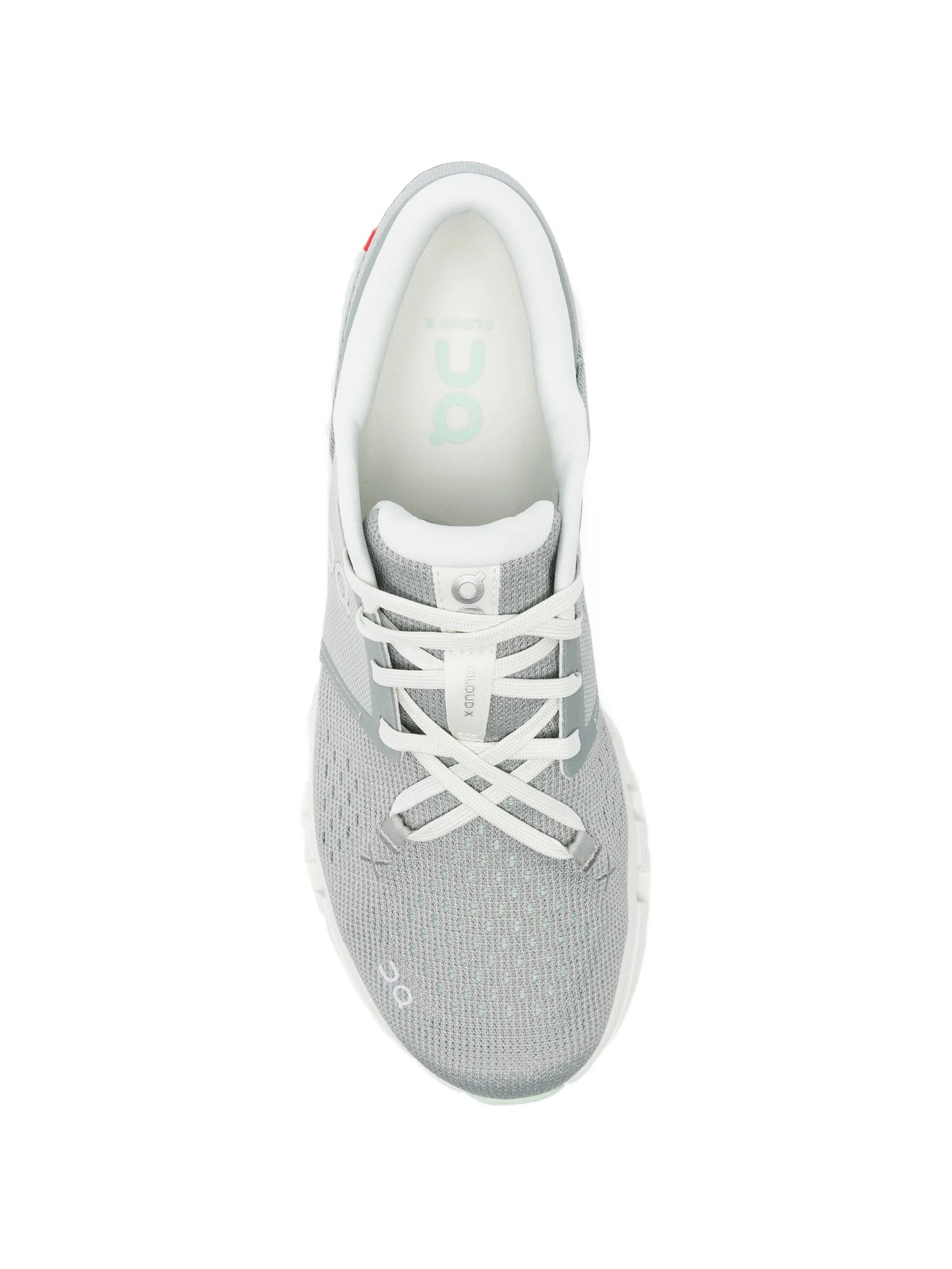 Cloud X 4 sneakers