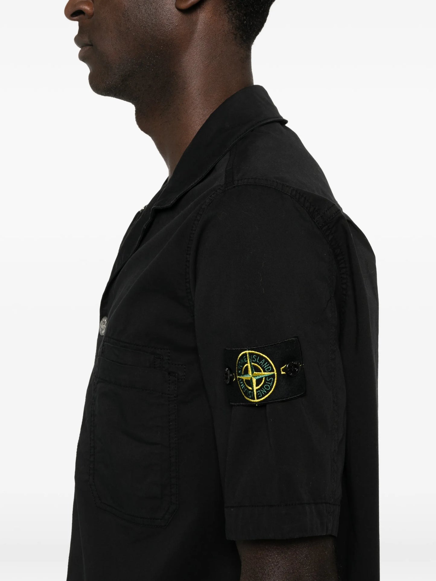 zi- pocket short-sleeve shirt