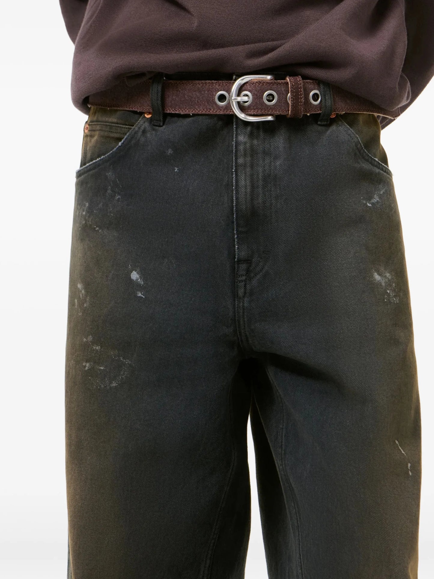Vast Cut distressed jeans