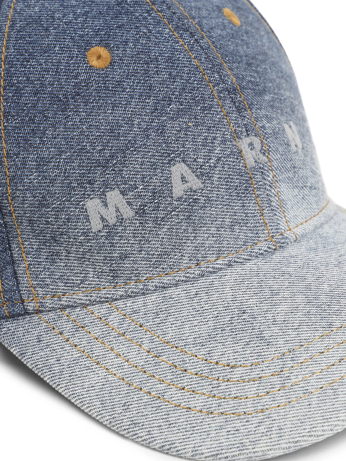 logo ultramarine hat