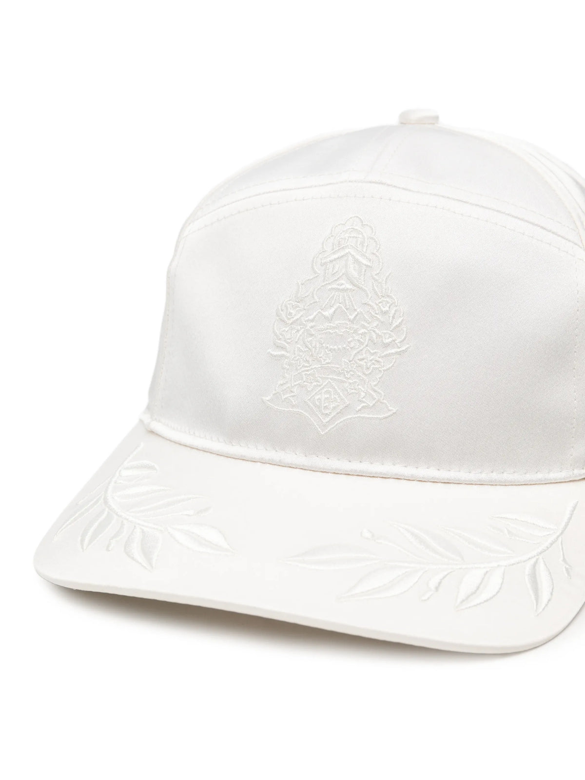 Hotel Emblem satin cap